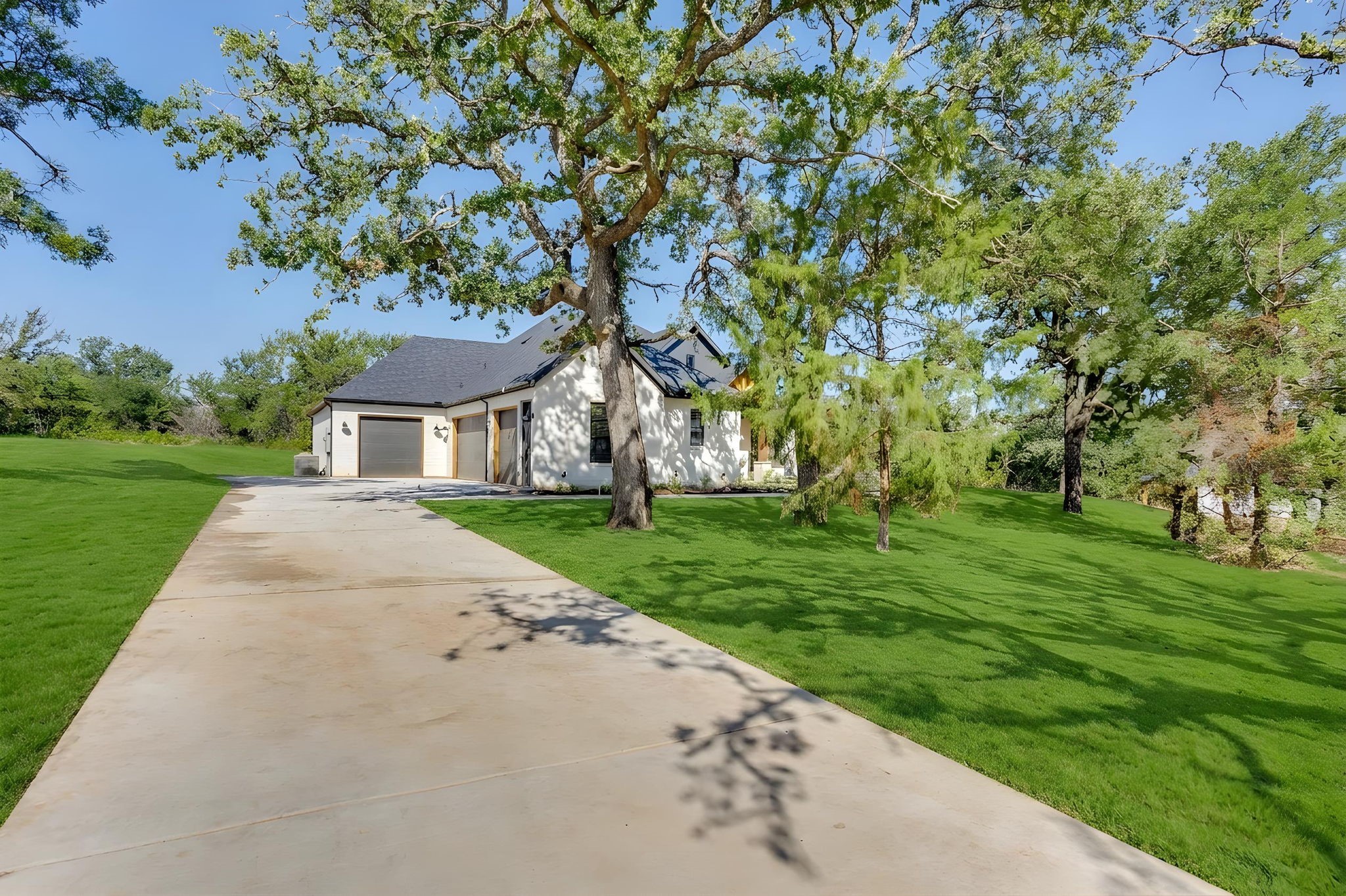 173 Oak Grove Way