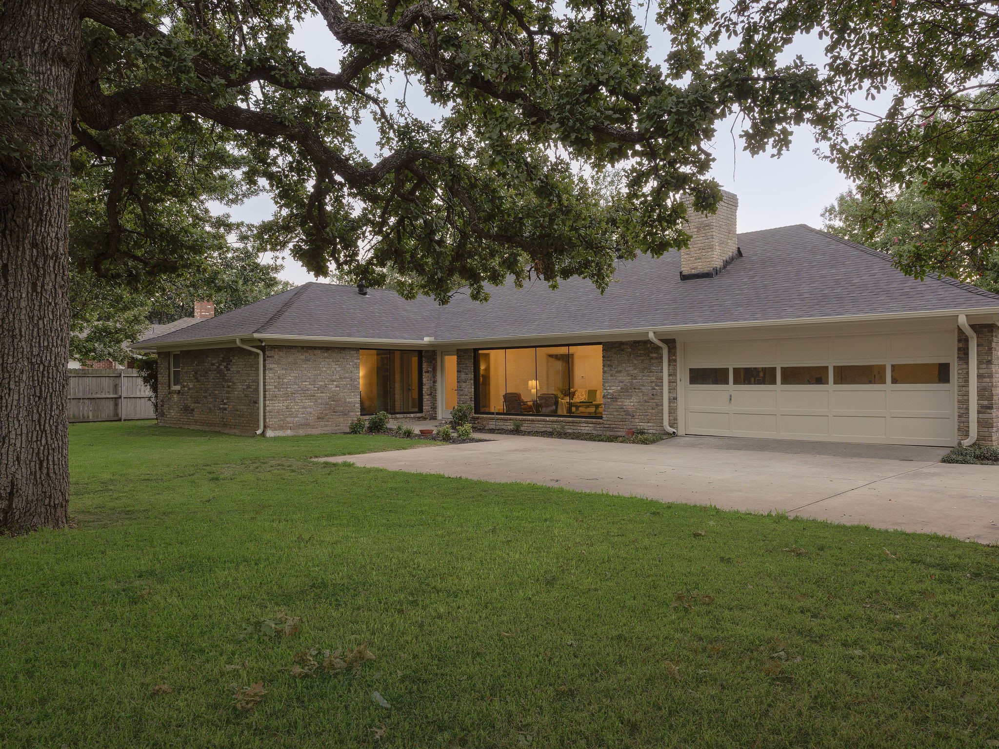 110 Oakmont Drive
