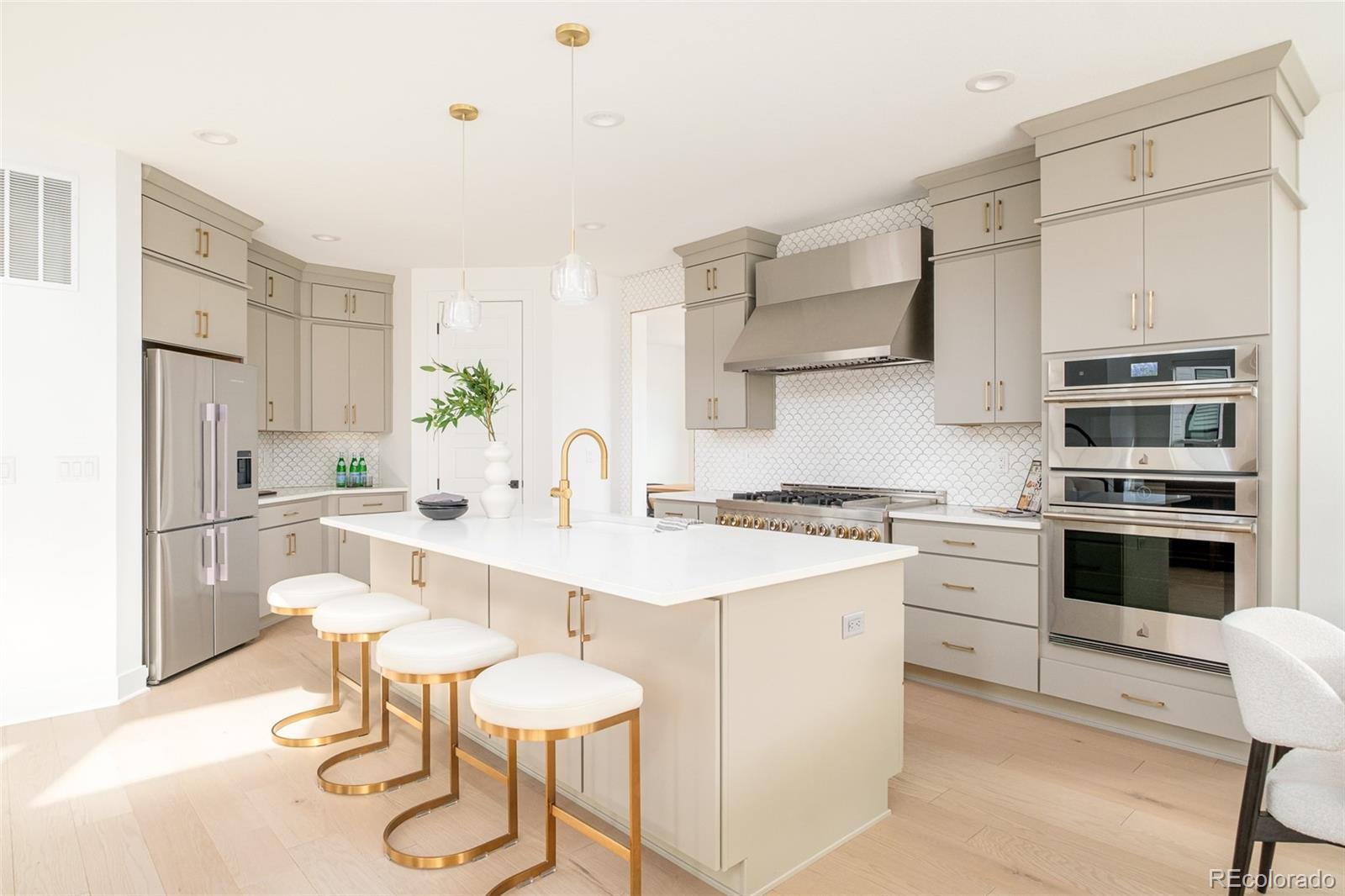 1158 Brotherton Point