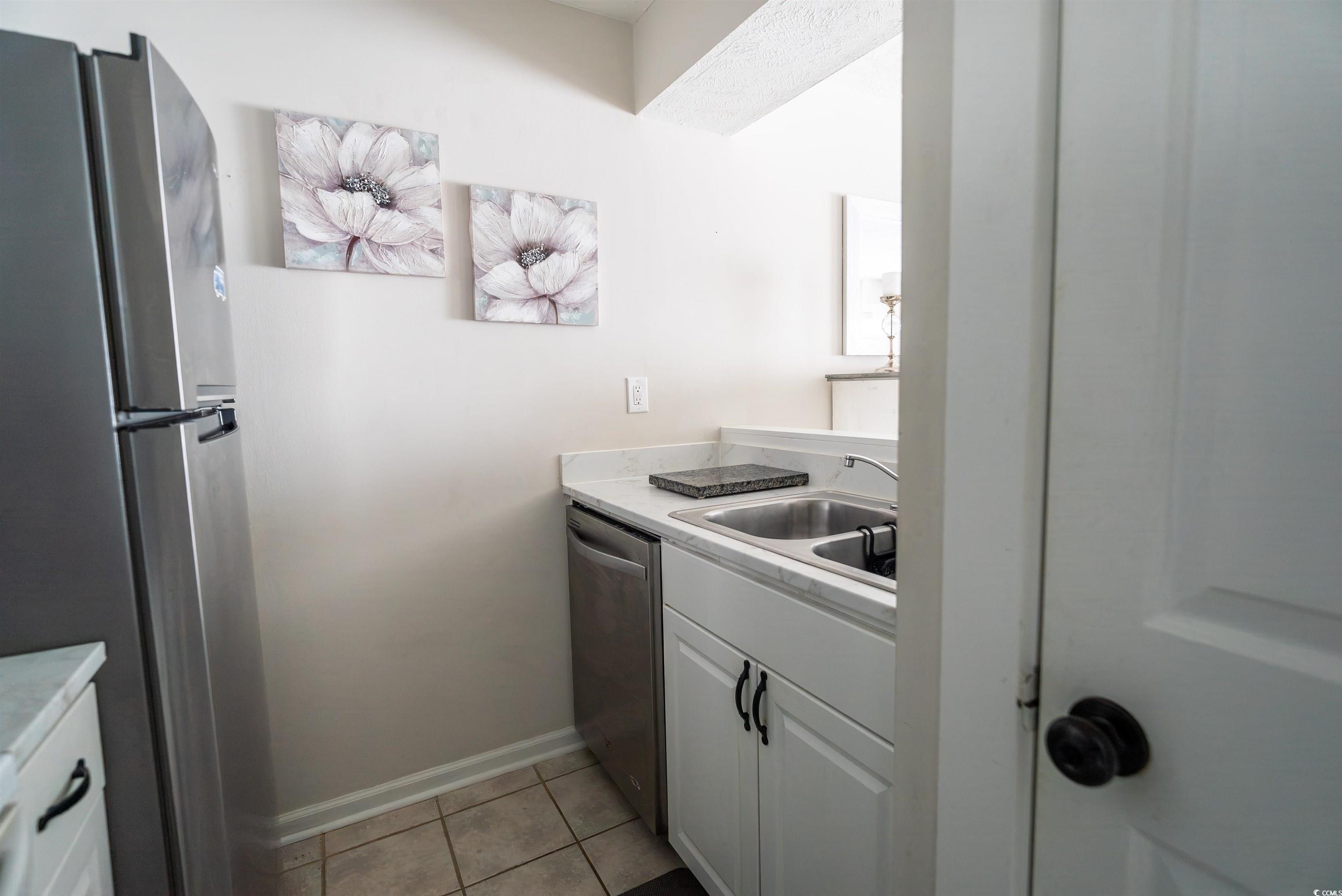 4715 Cobblestone Dr.