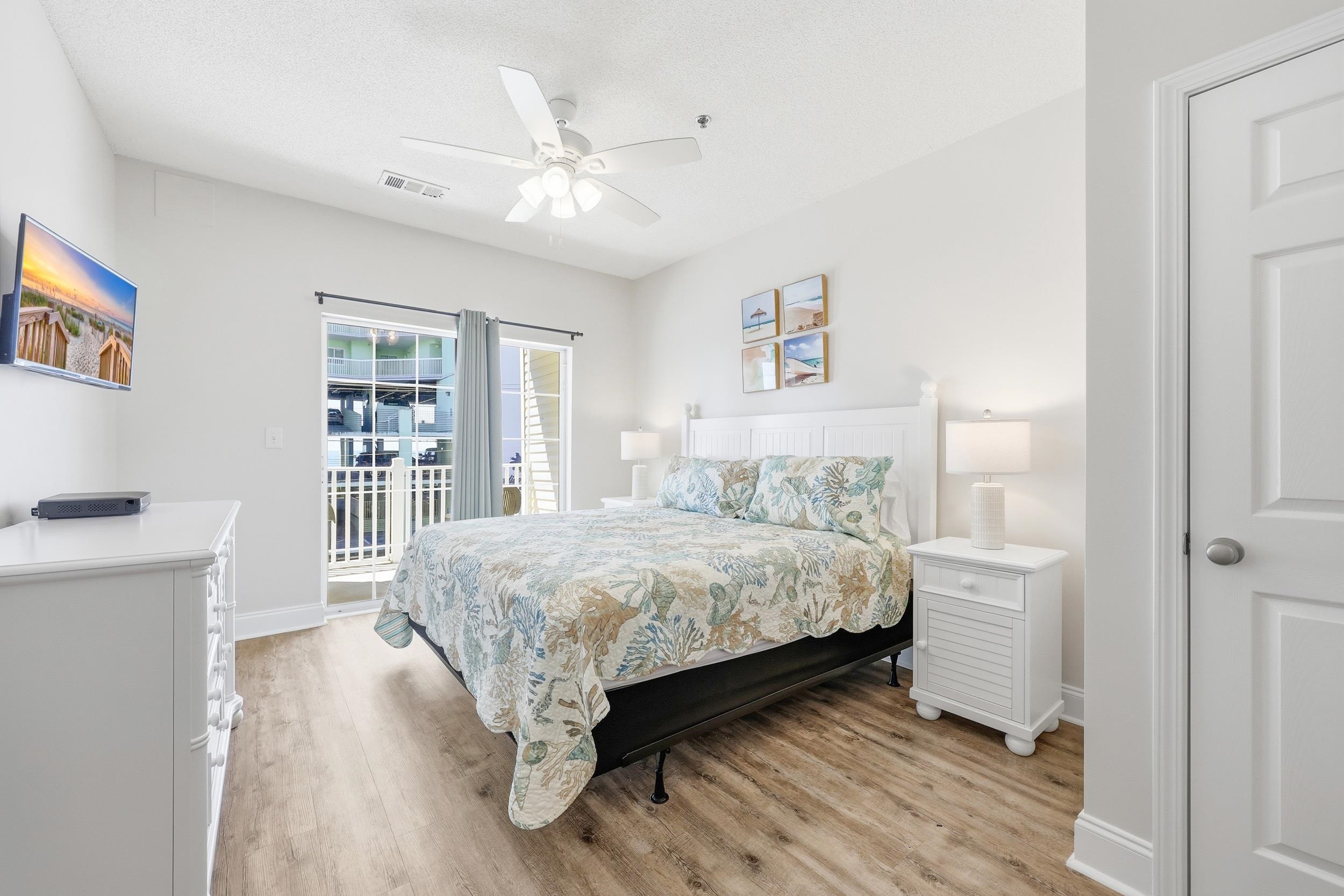 200 53rd Ave. N Unit: 209
