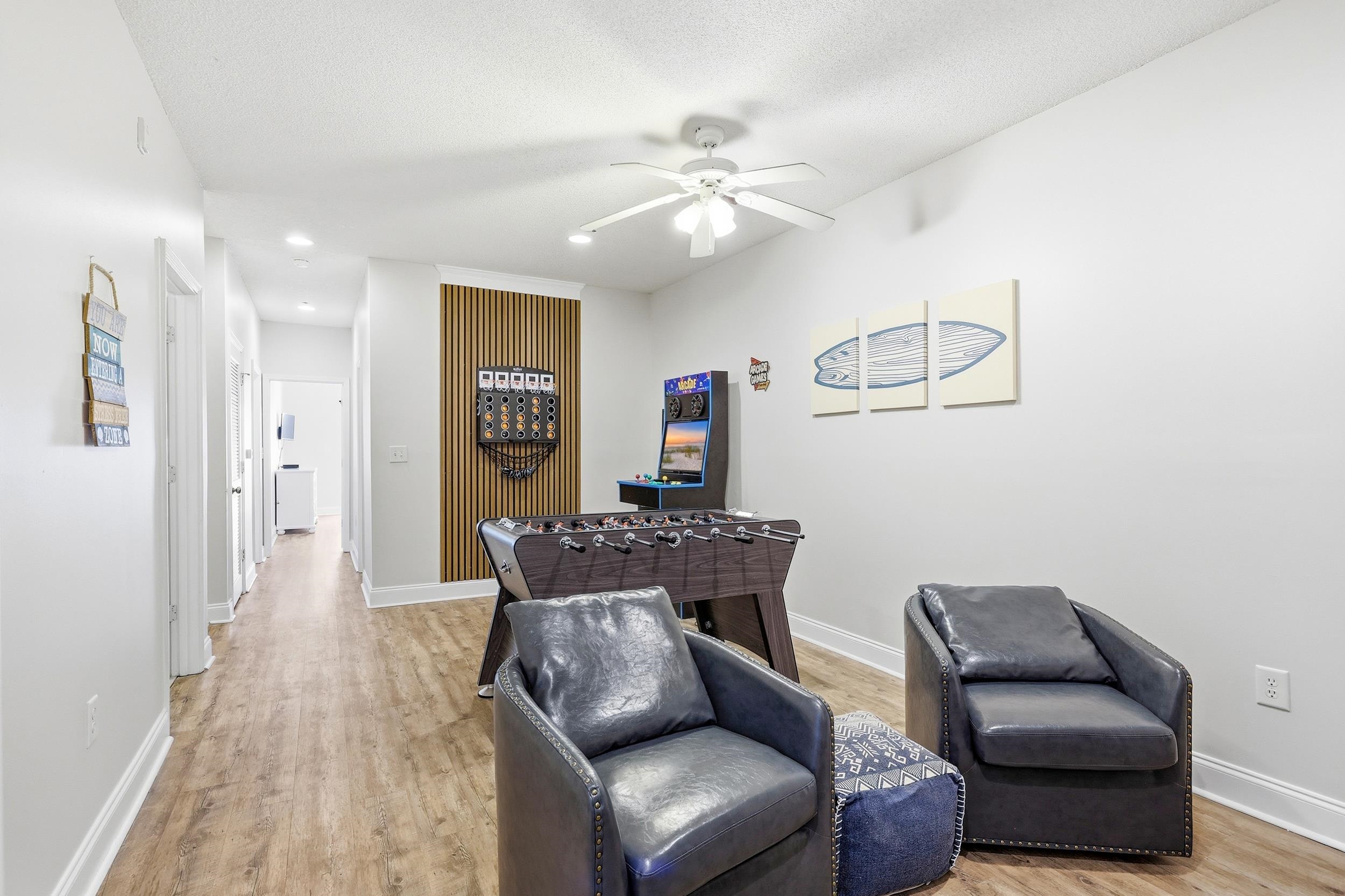 200 53rd Ave. N Unit: 209