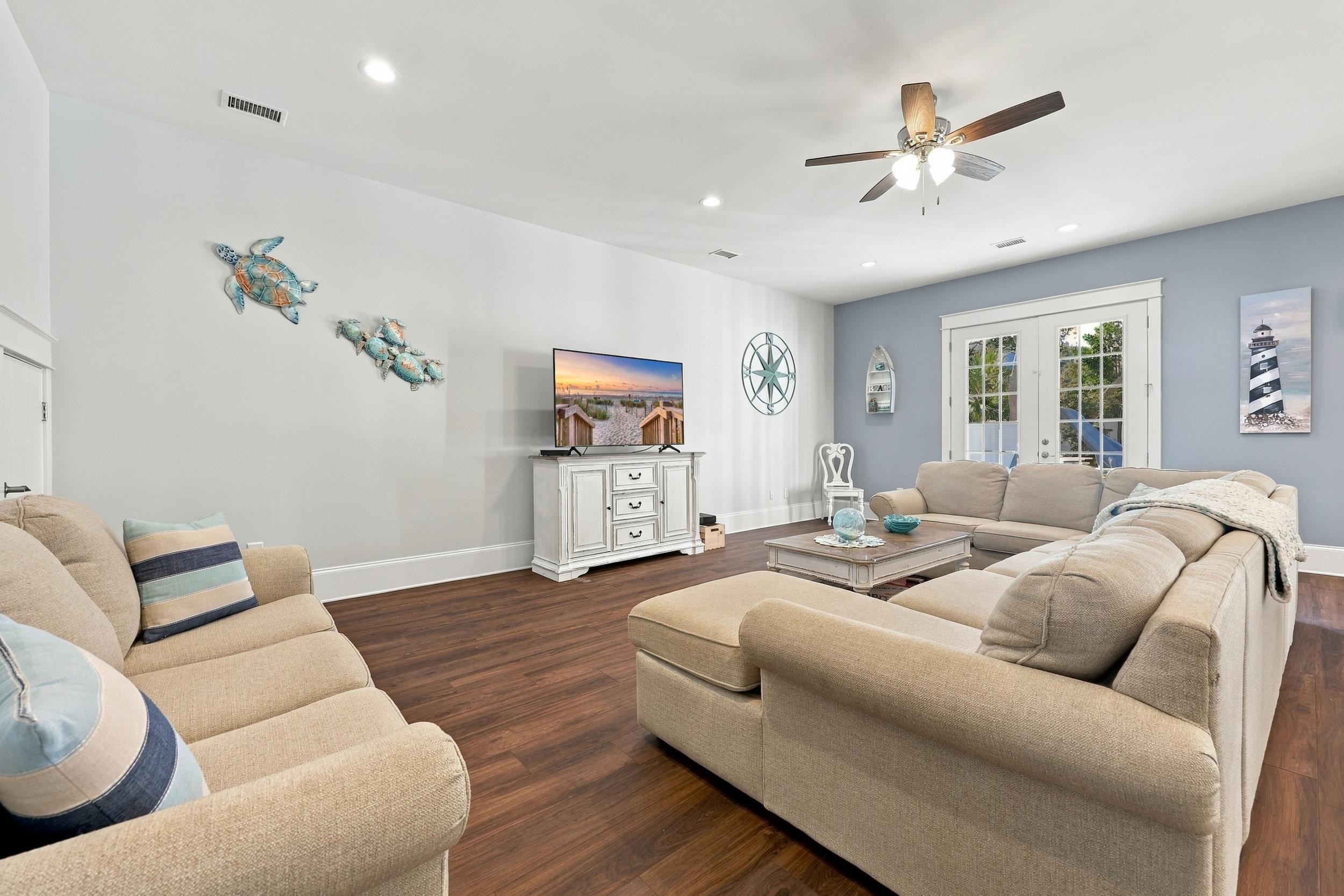5907 Haskell Circle