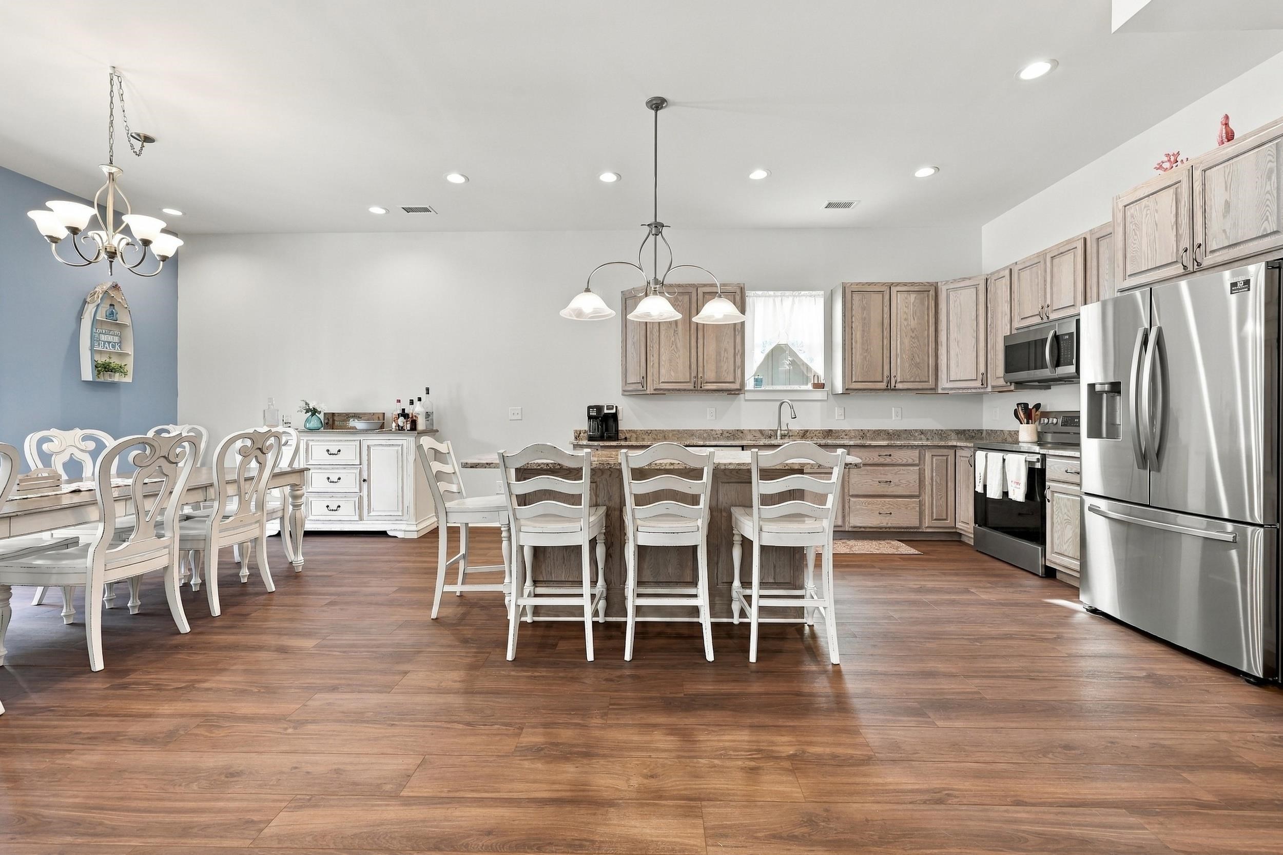 5907 Haskell Circle