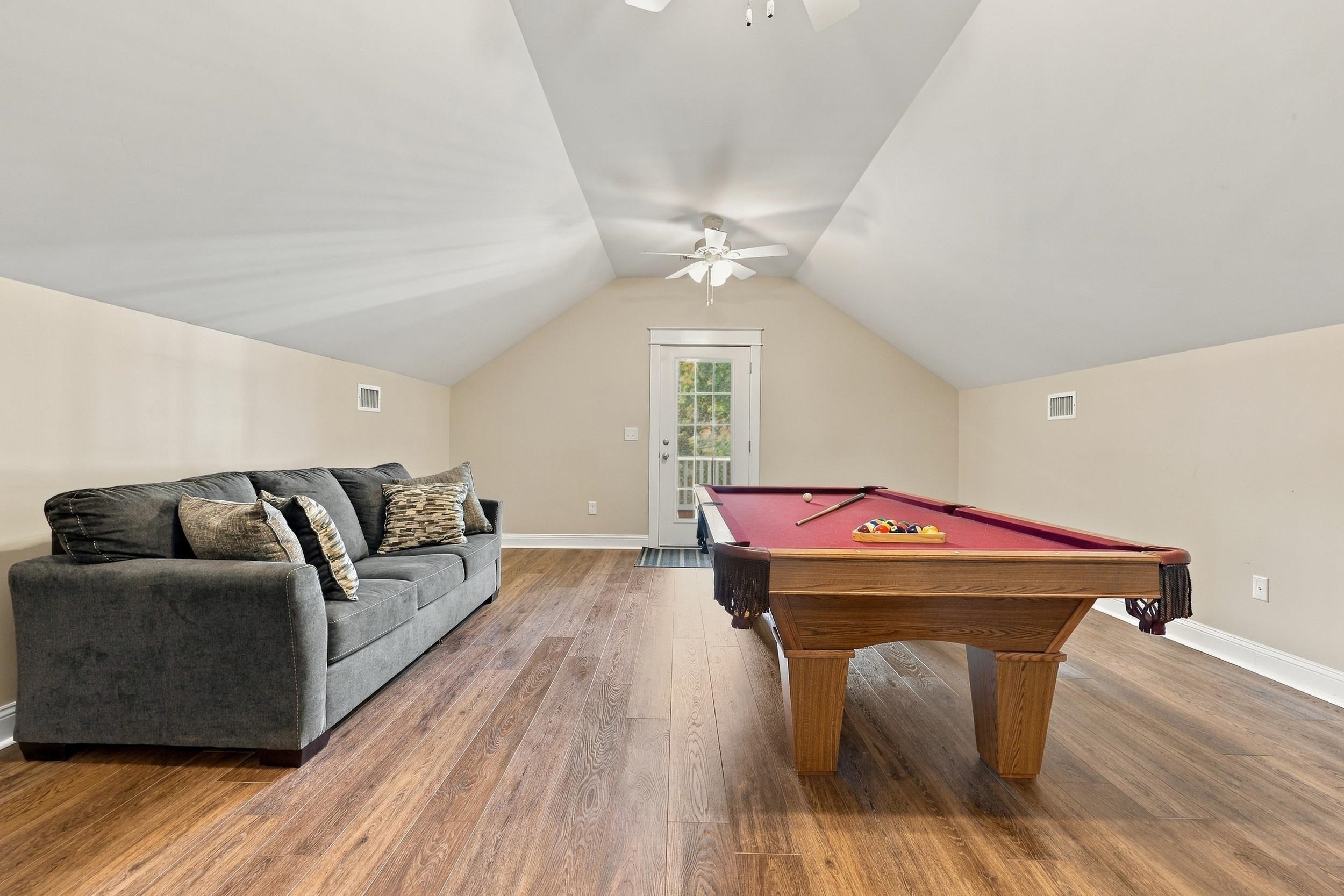 5907 Haskell Circle