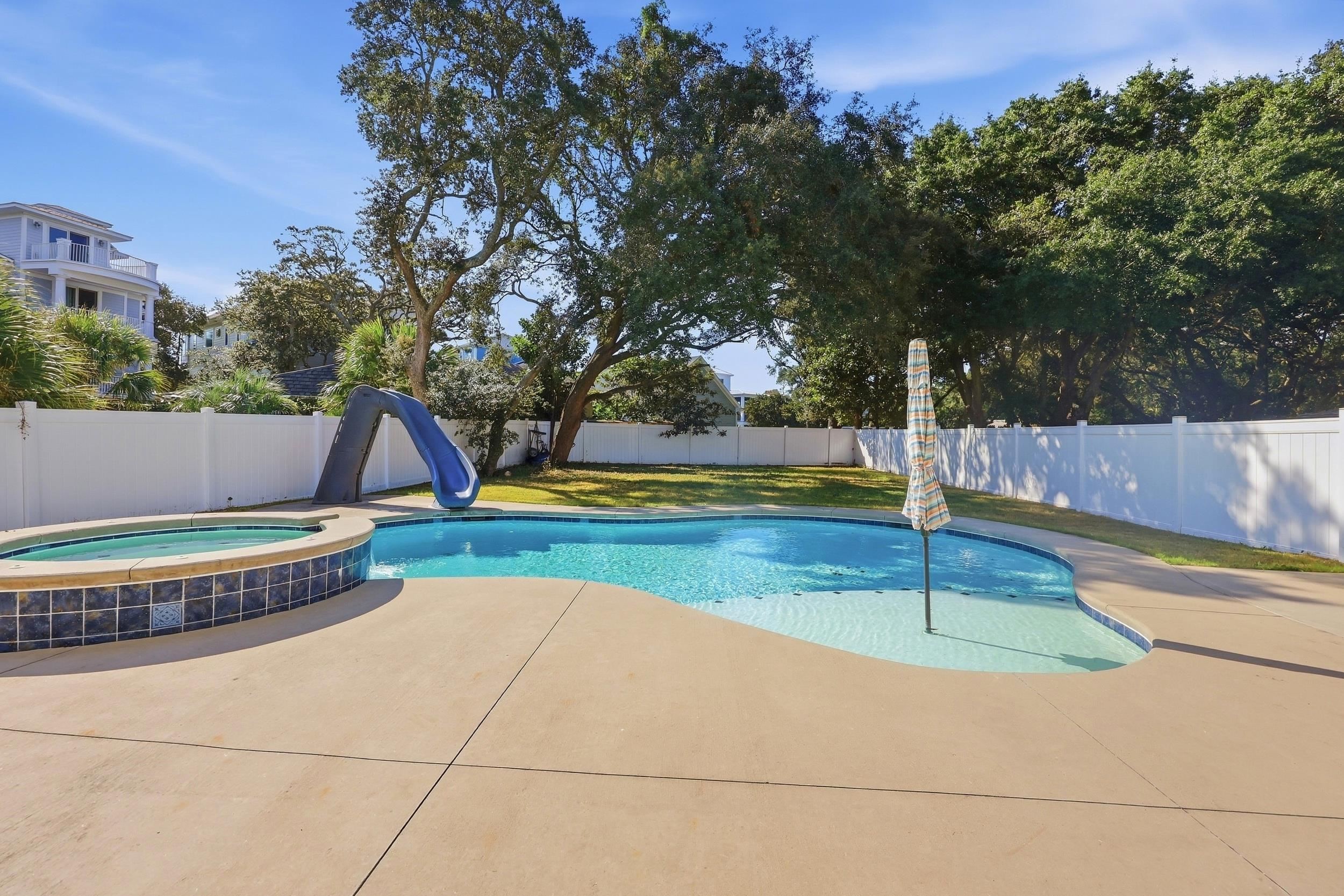 5907 Haskell Circle