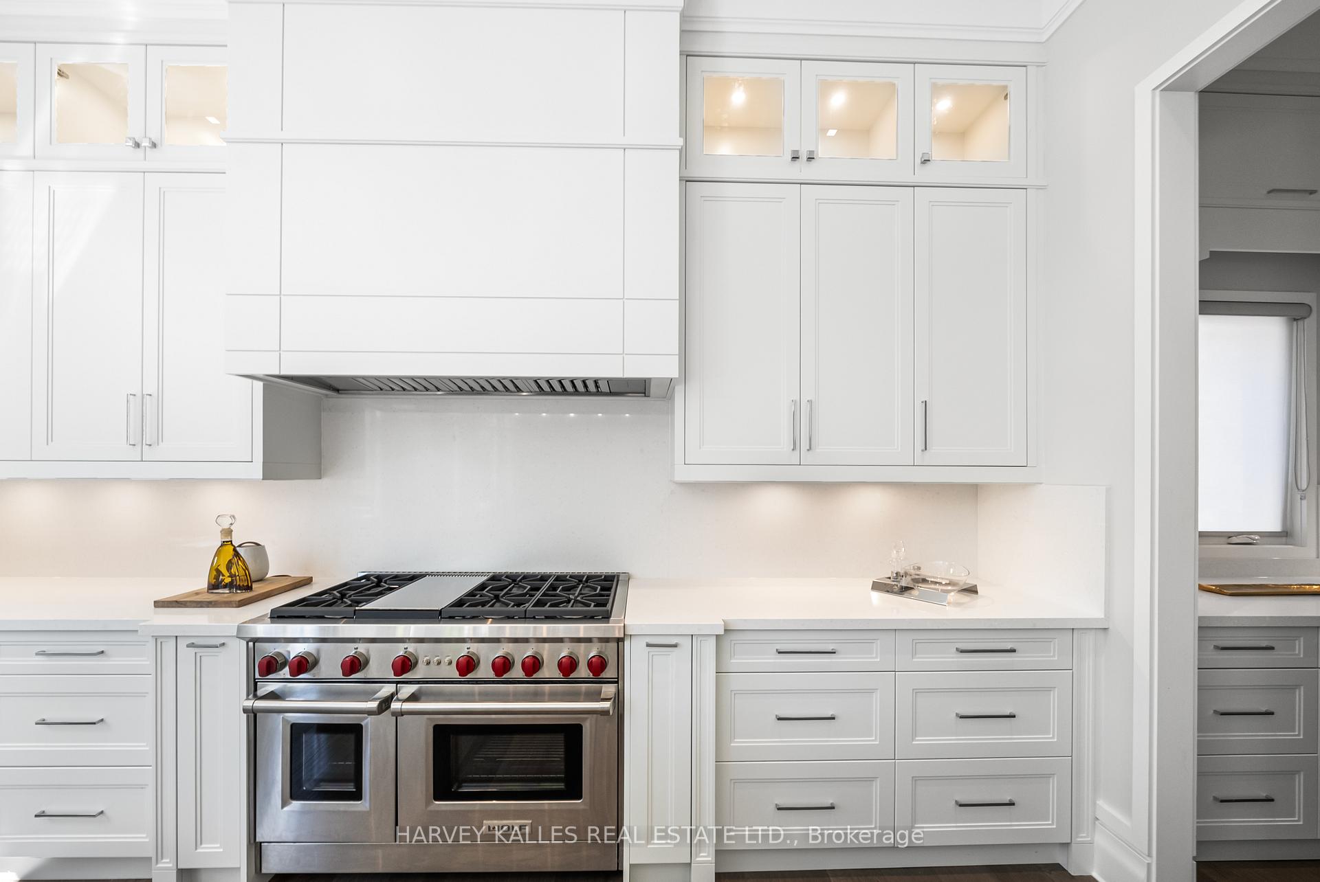 163 Cortleigh Boulevard