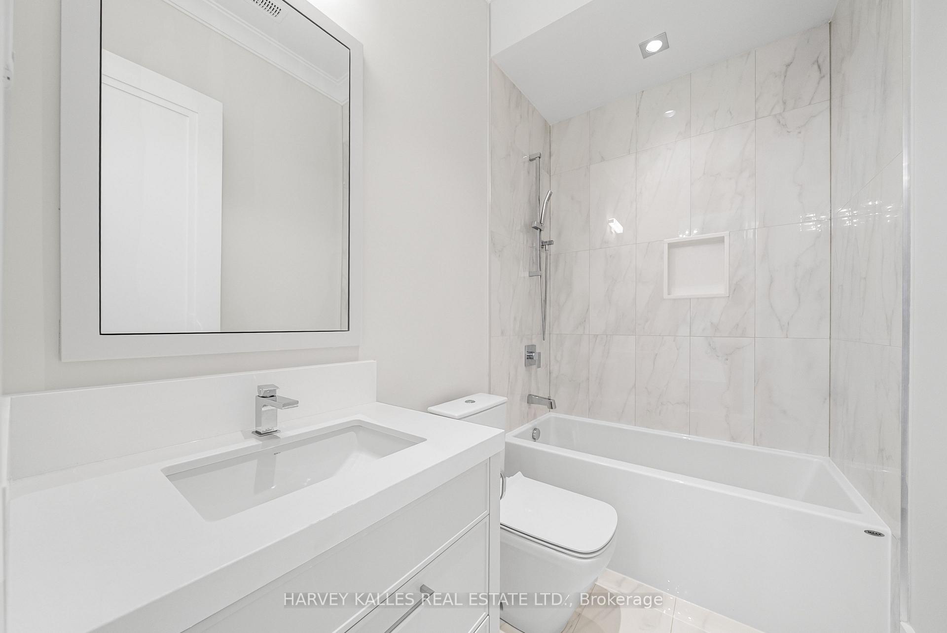 163 Cortleigh Boulevard