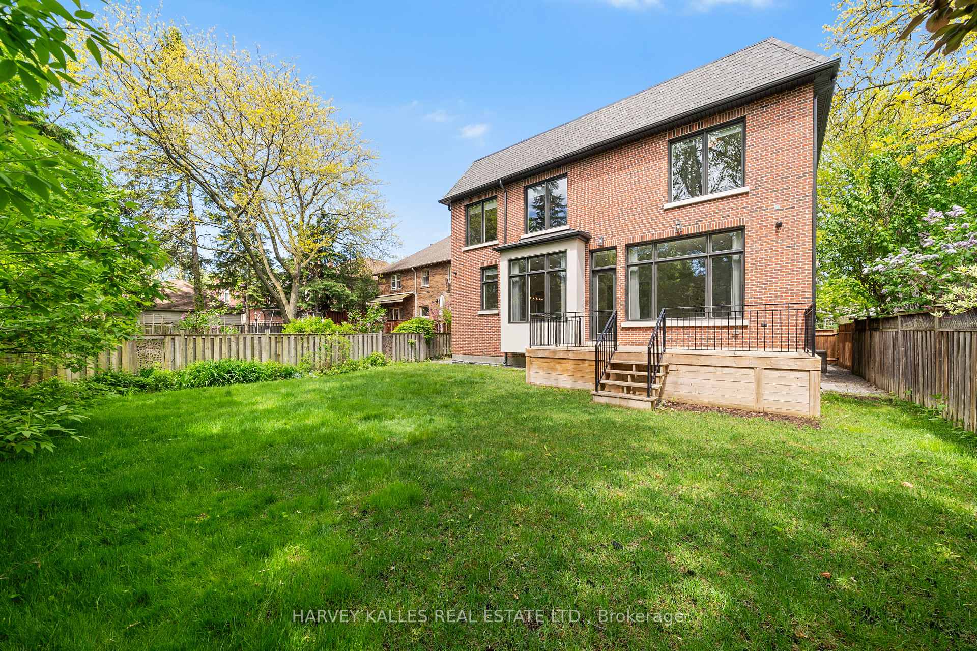 163 Cortleigh Boulevard