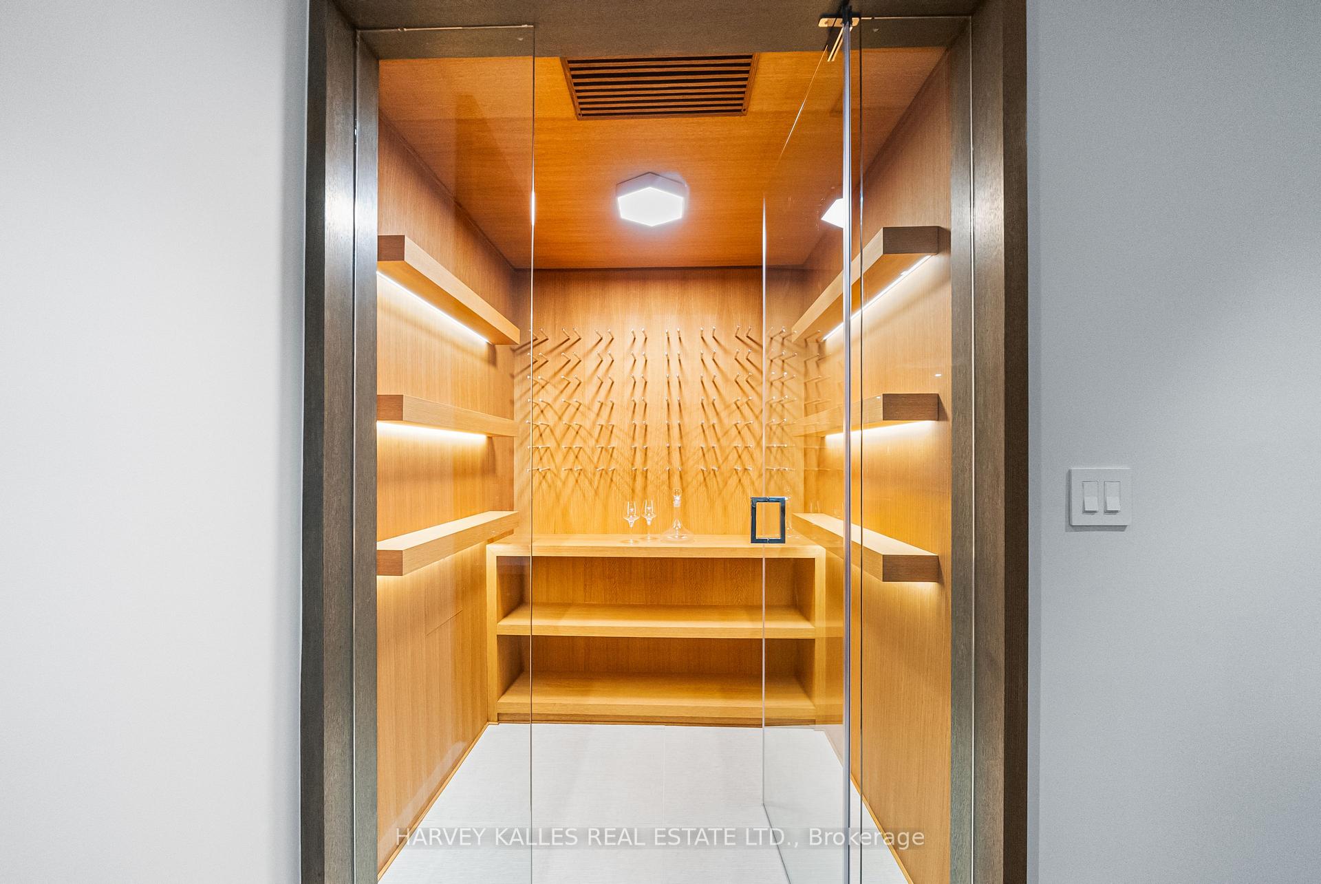 163 Cortleigh Boulevard