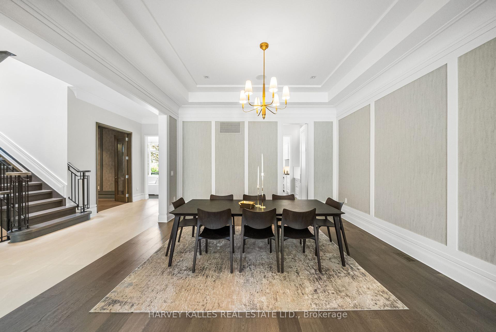 163 Cortleigh Boulevard