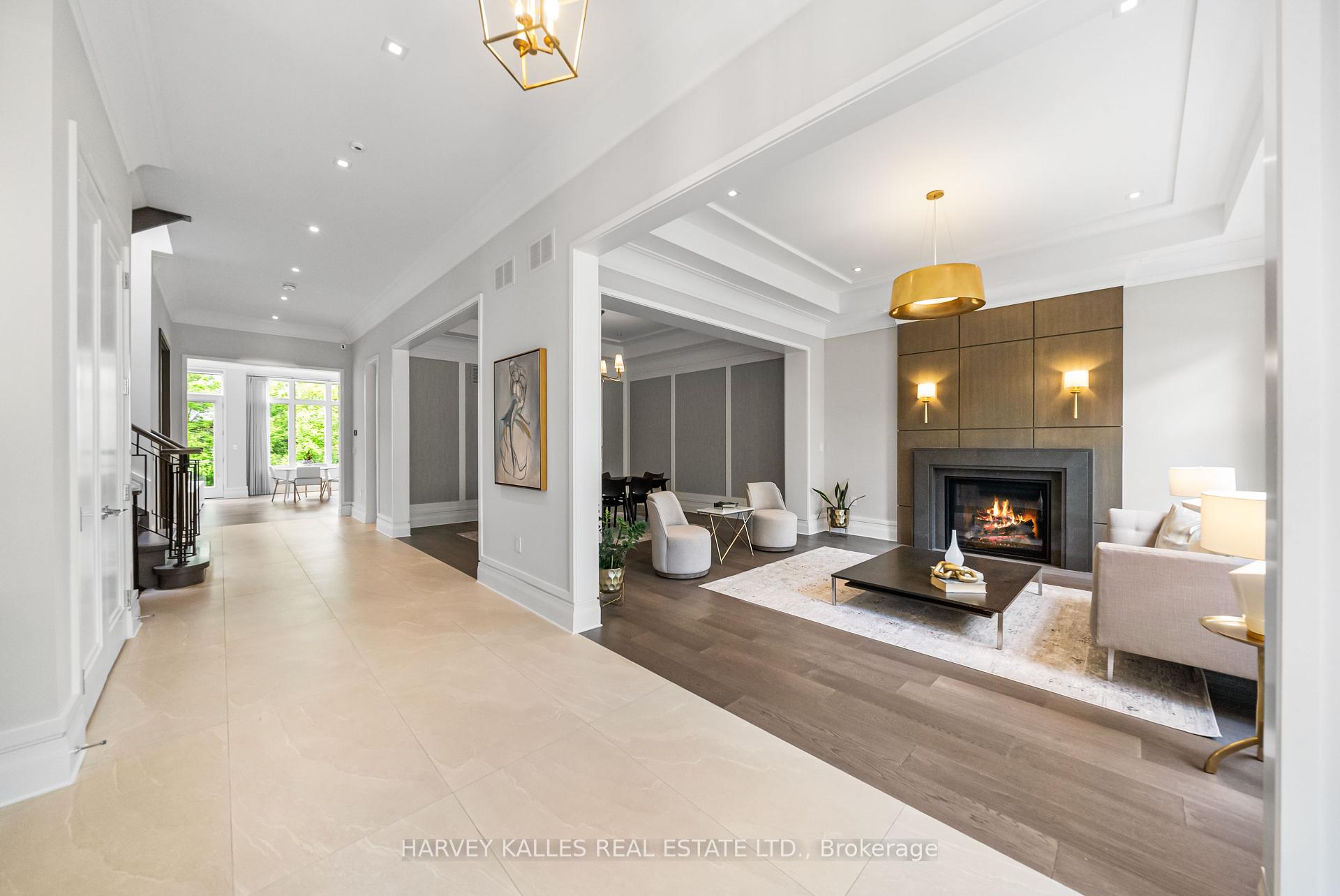 163 Cortleigh Boulevard