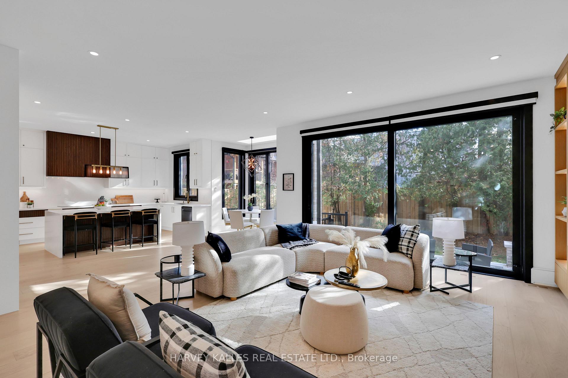 159 Cortleigh Boulevard