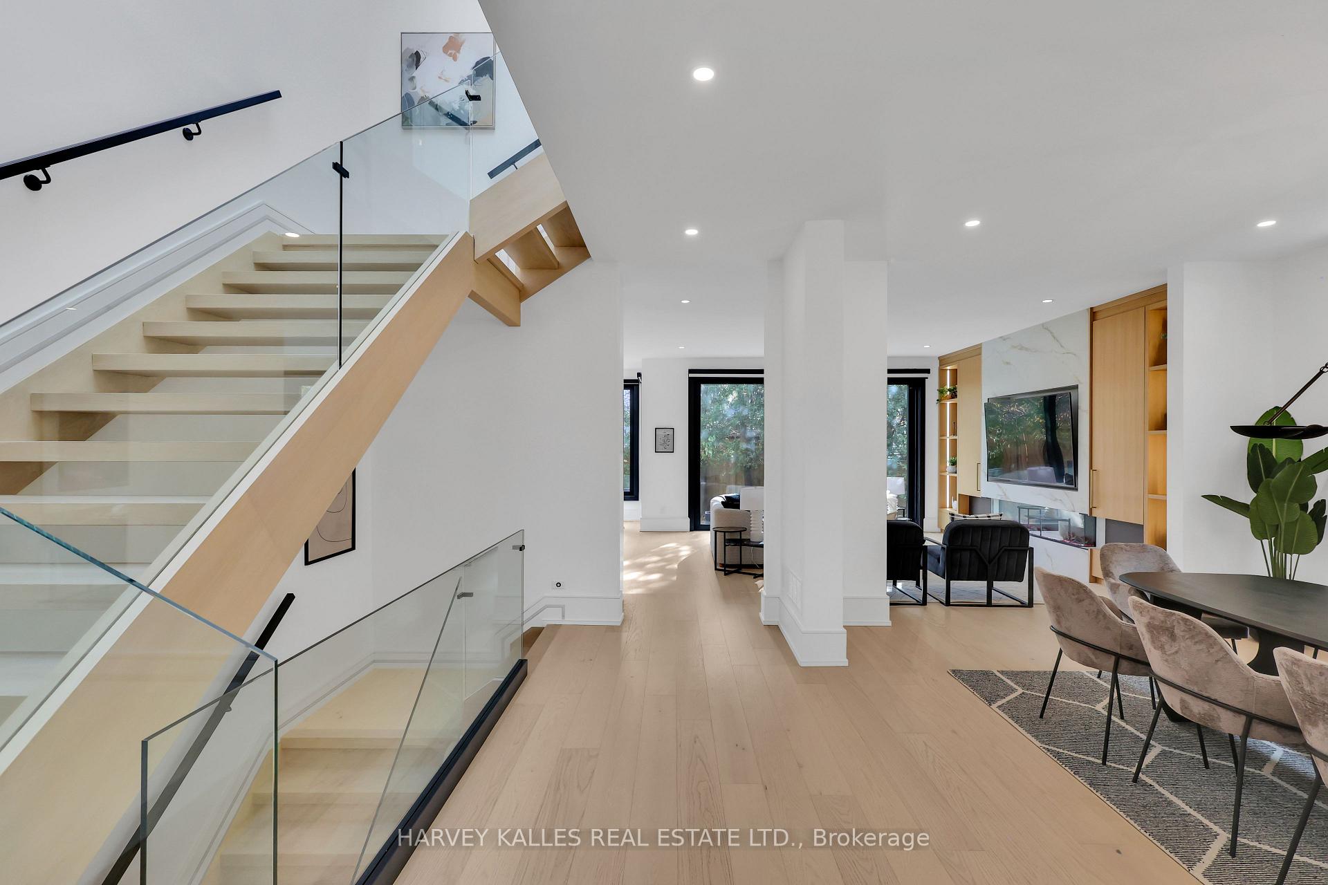 159 Cortleigh Boulevard