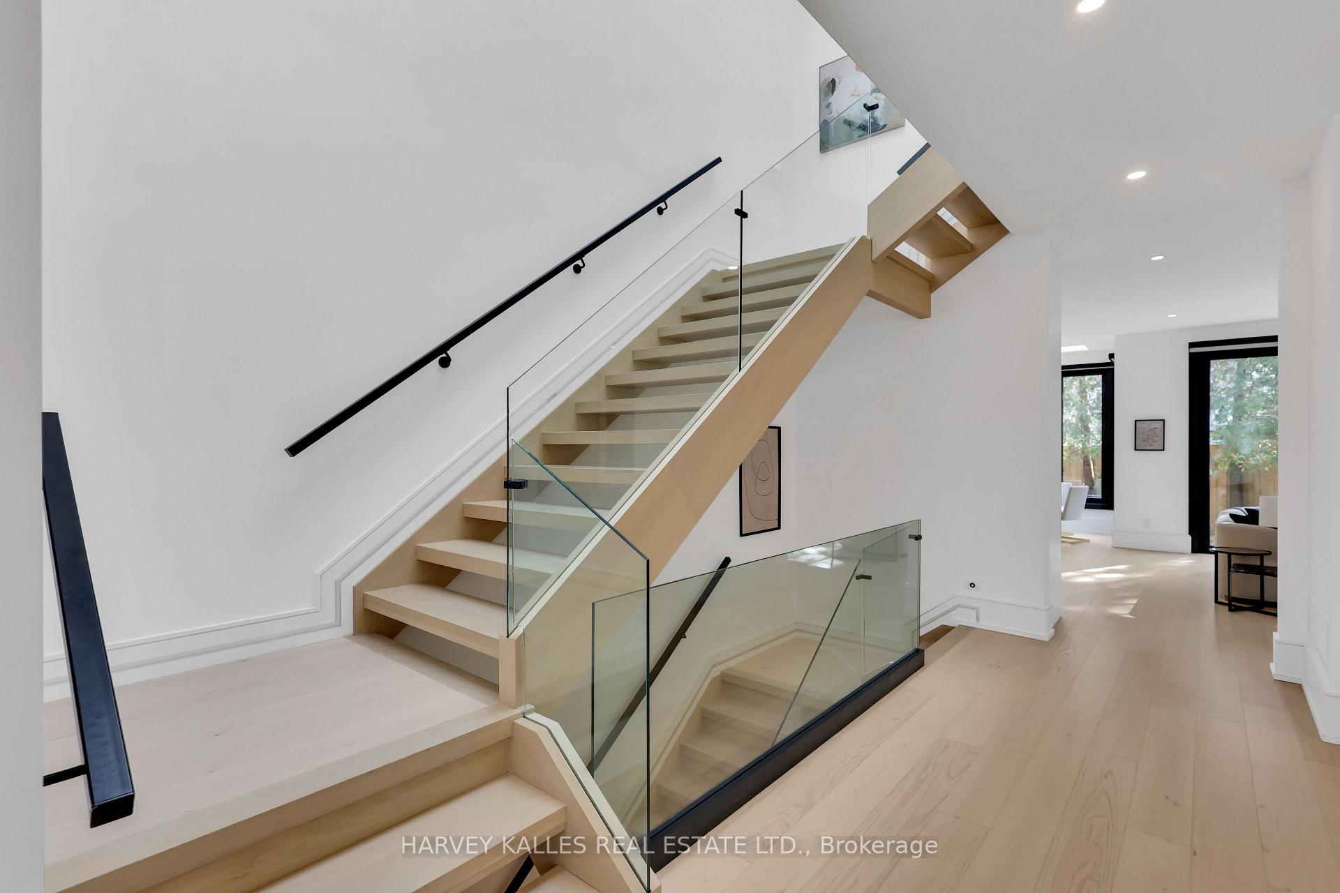 159 Cortleigh Boulevard