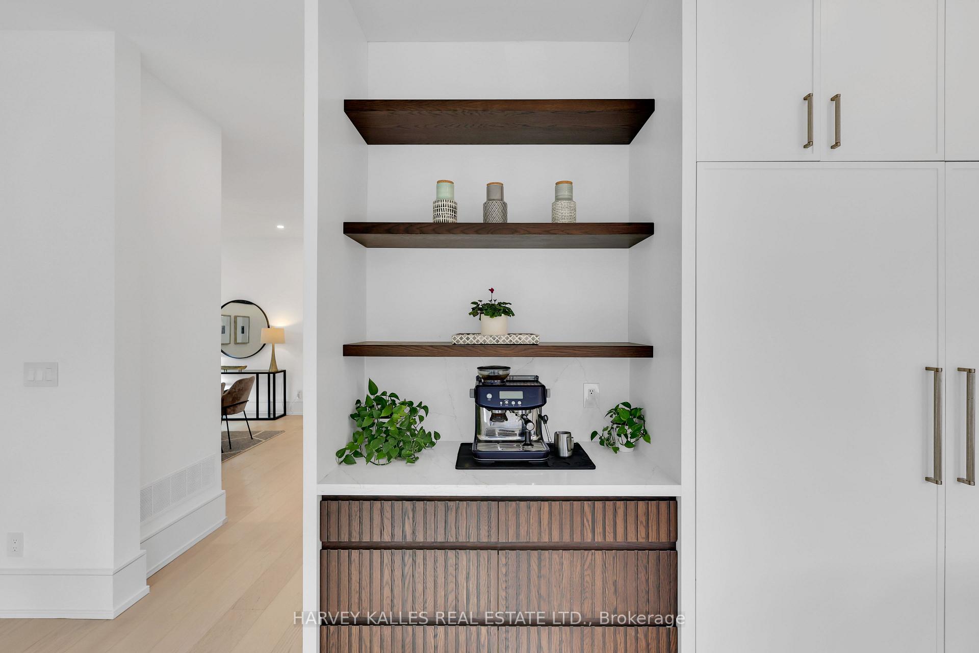 159 Cortleigh Boulevard