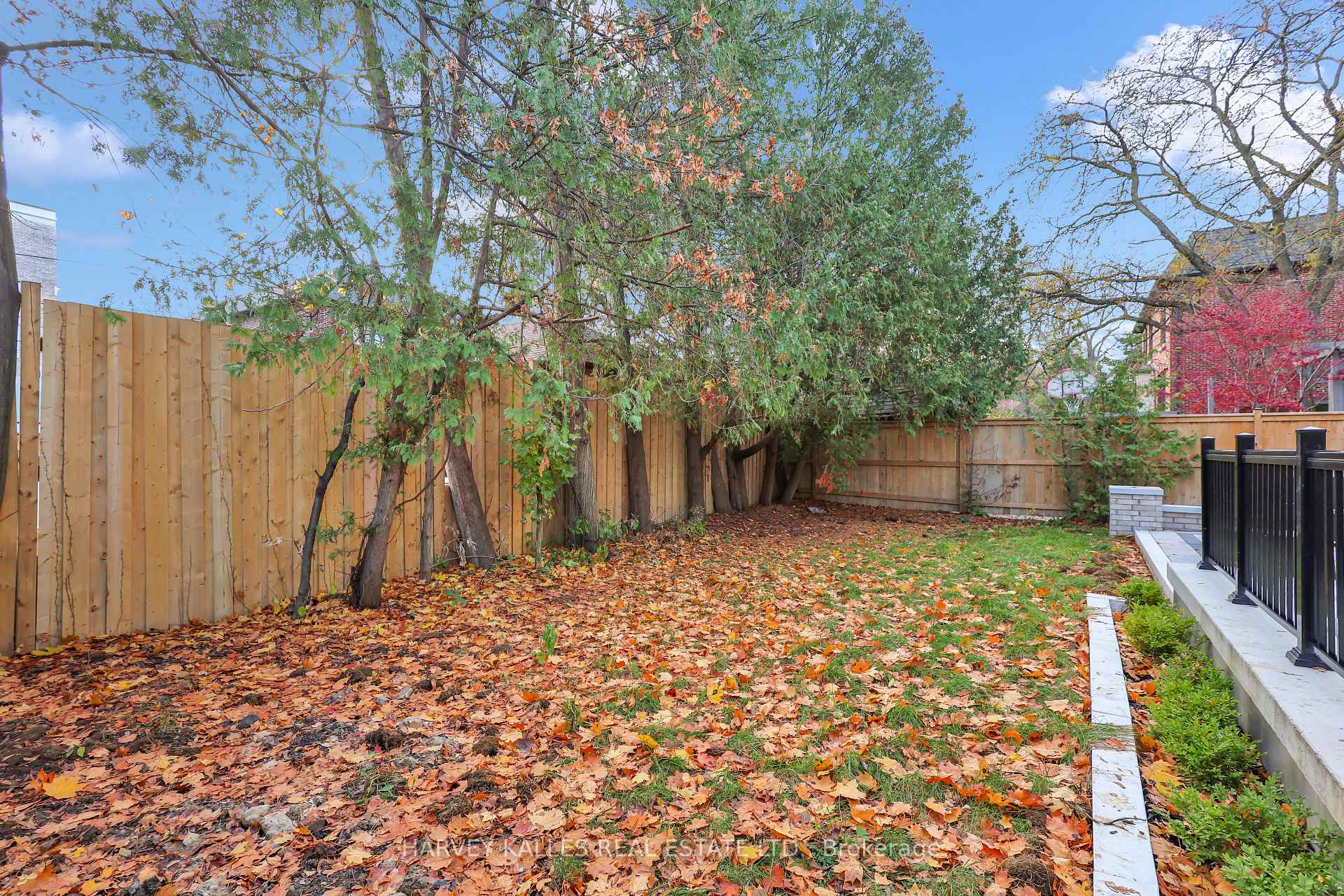 159 Cortleigh Boulevard