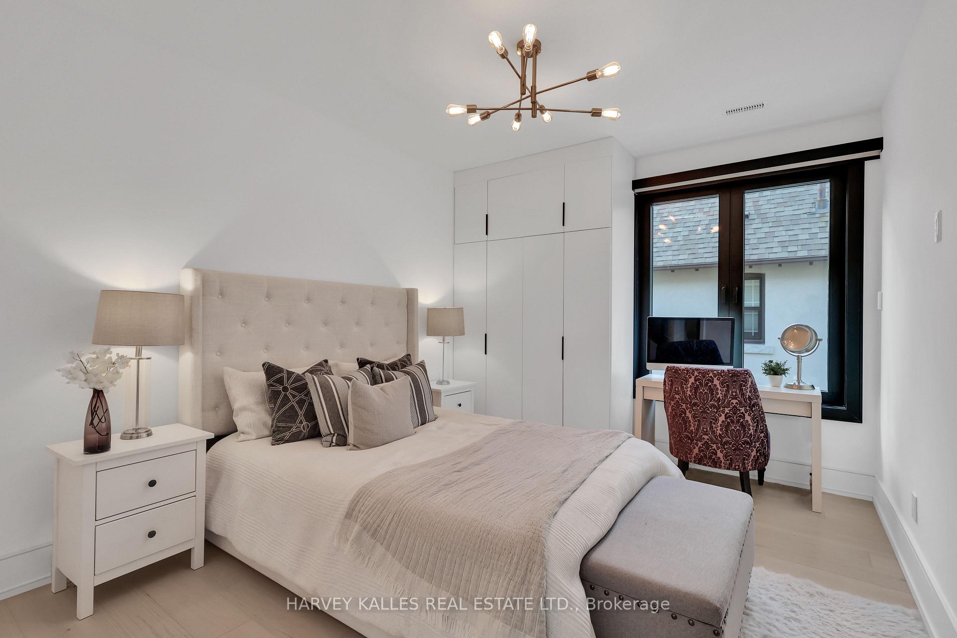 159 Cortleigh Boulevard