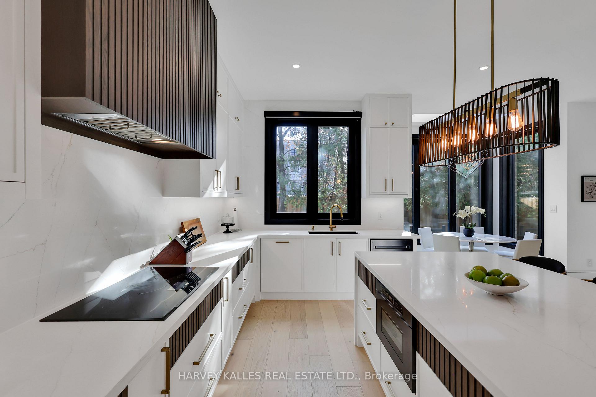 159 Cortleigh Boulevard