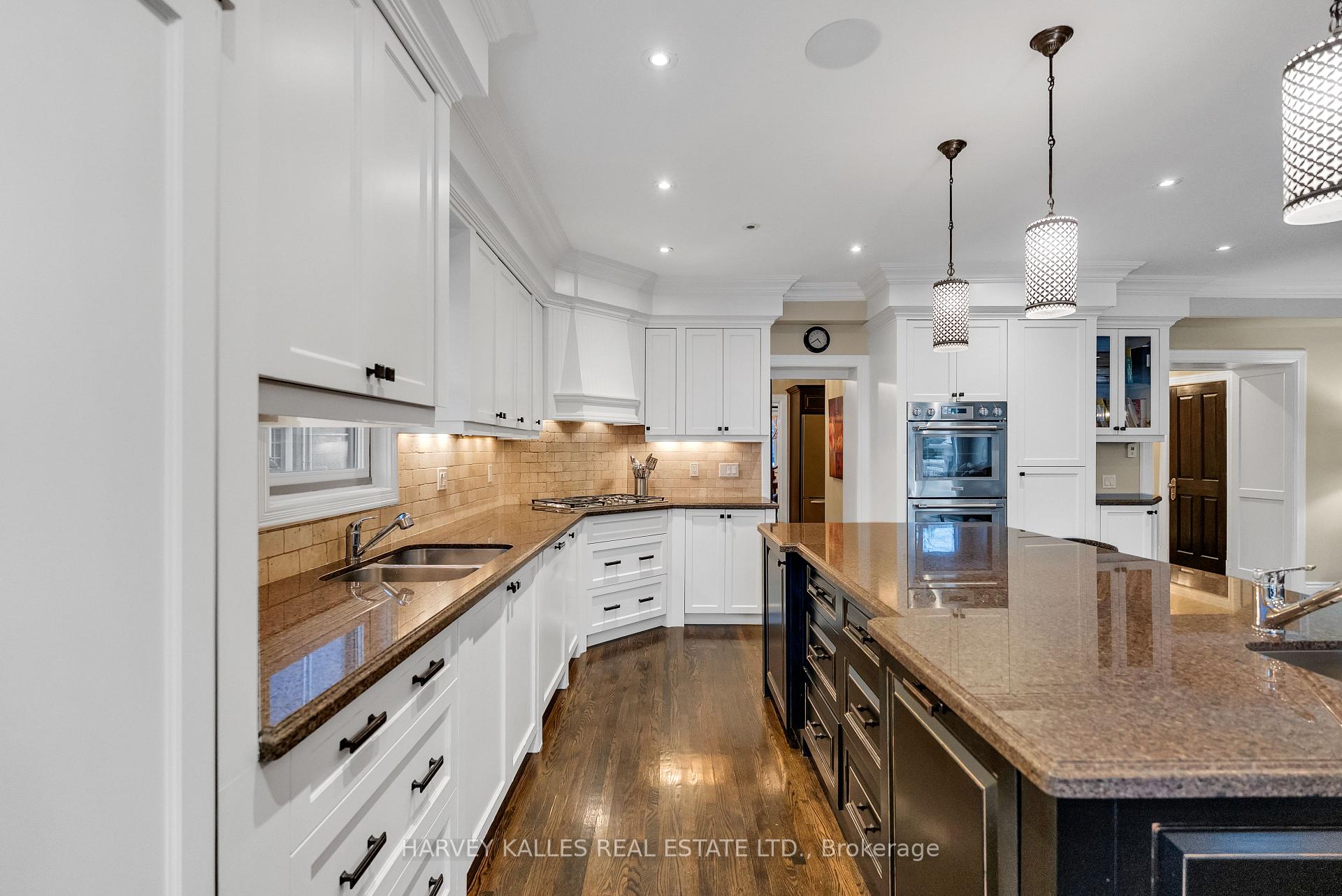 72 Teddington Park Avenue