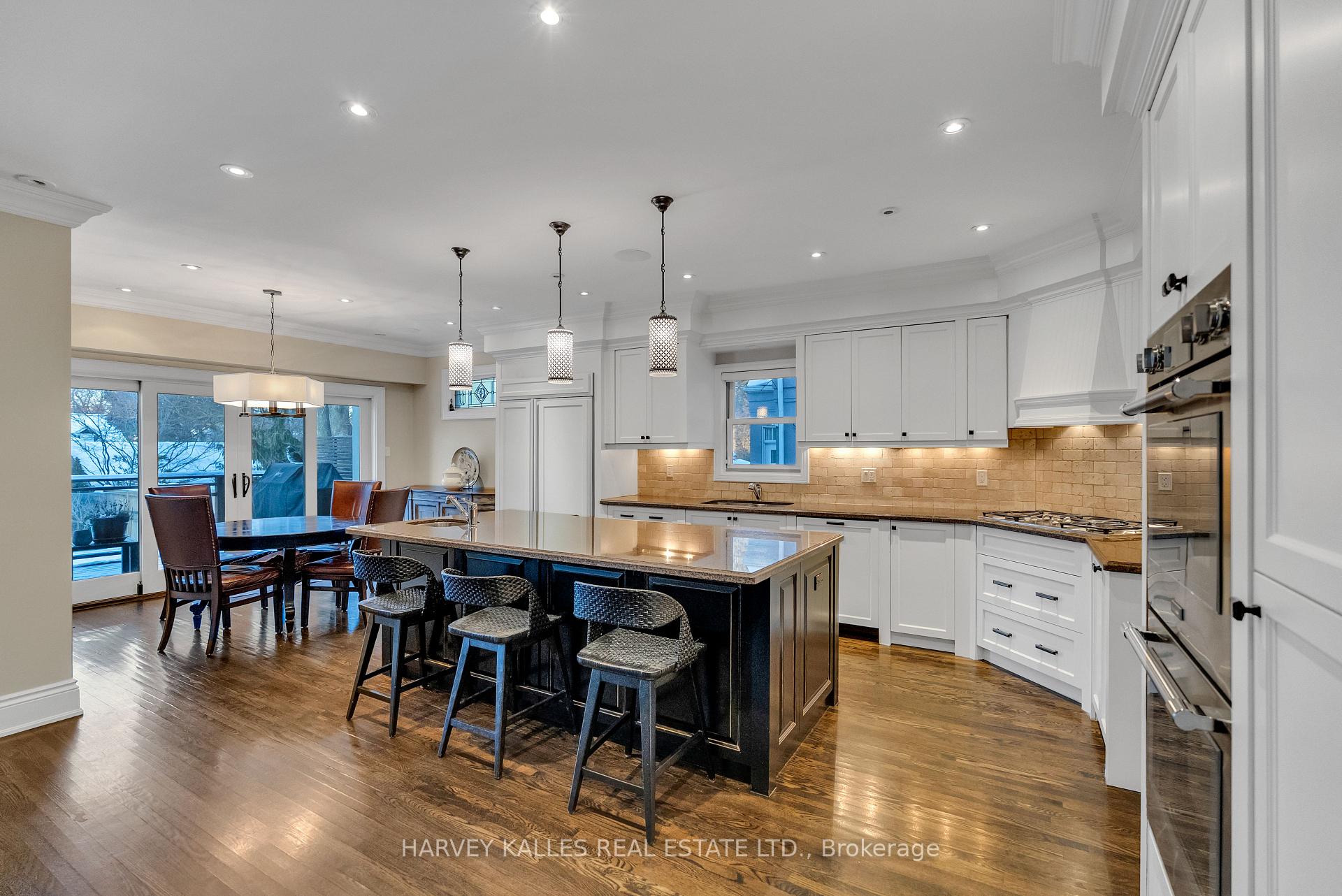 72 Teddington Park Avenue