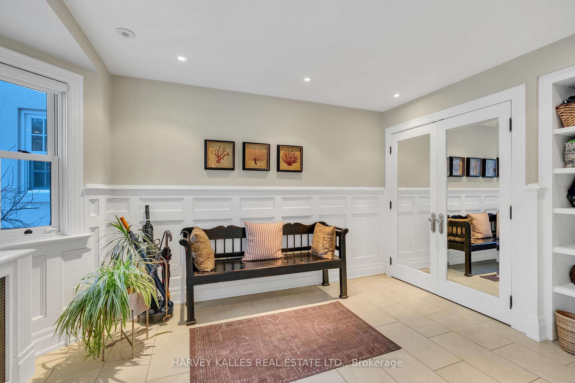 72 Teddington Park Avenue