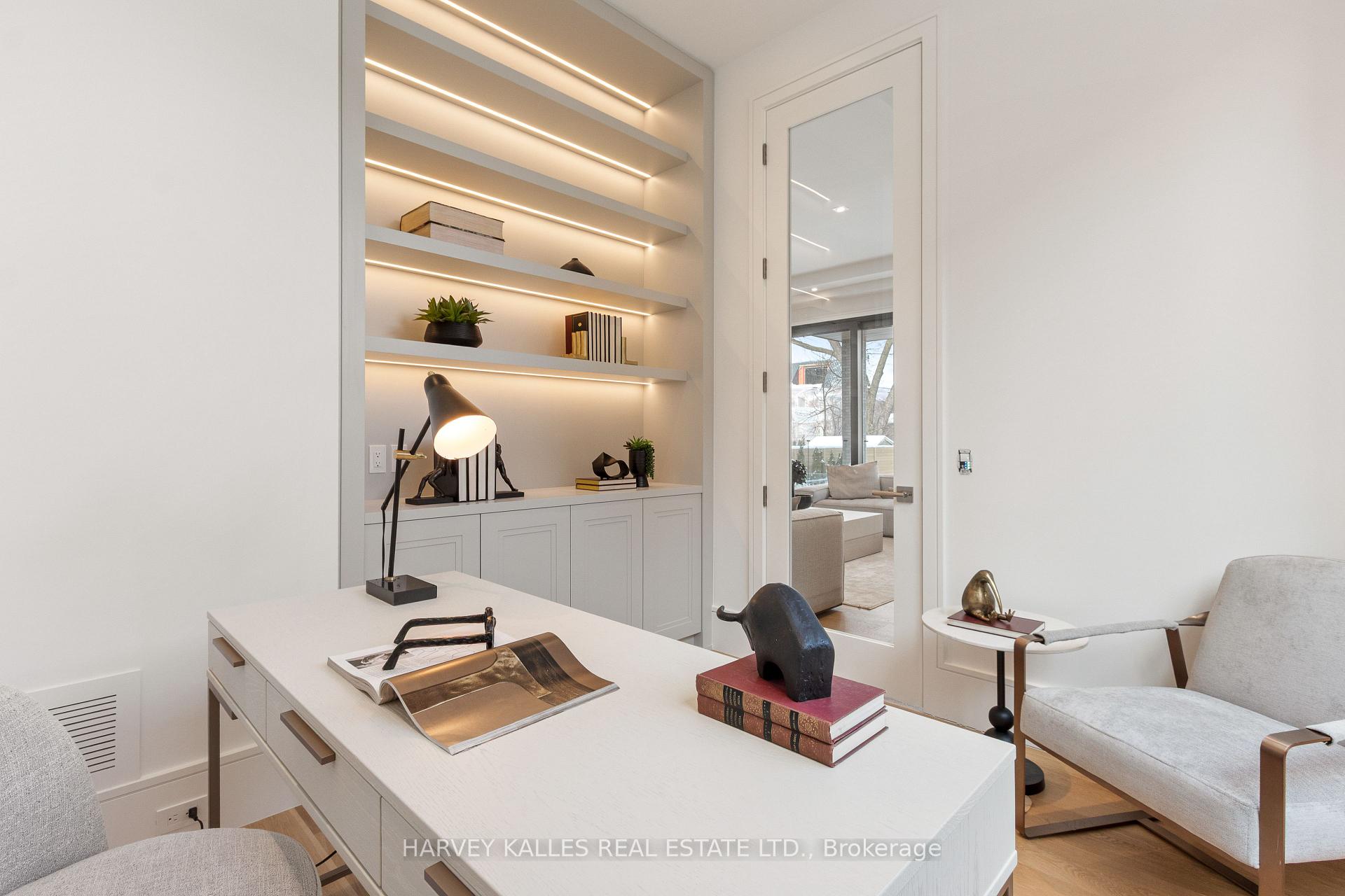 370 Glengrove Avenue W