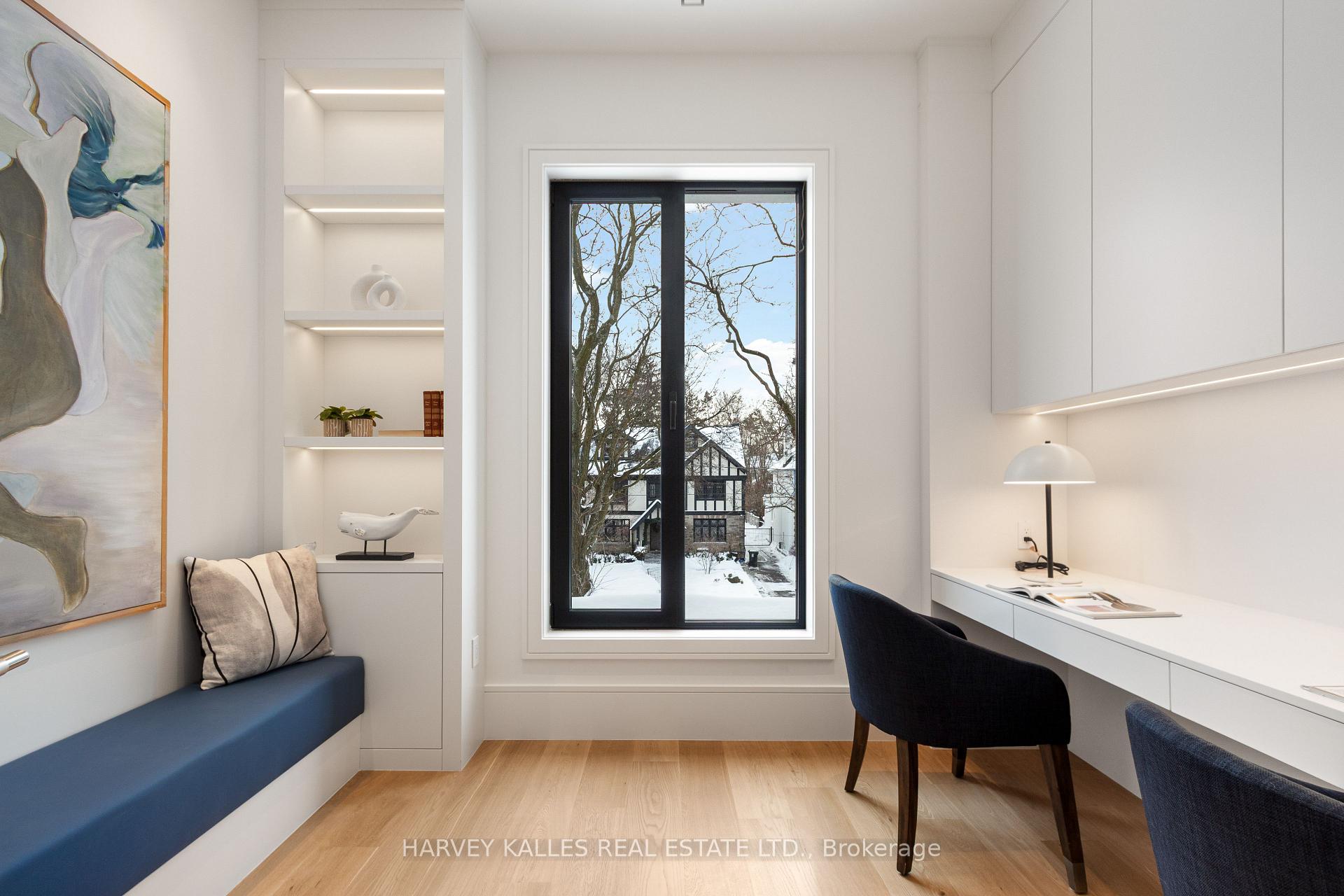 370 Glengrove Avenue W