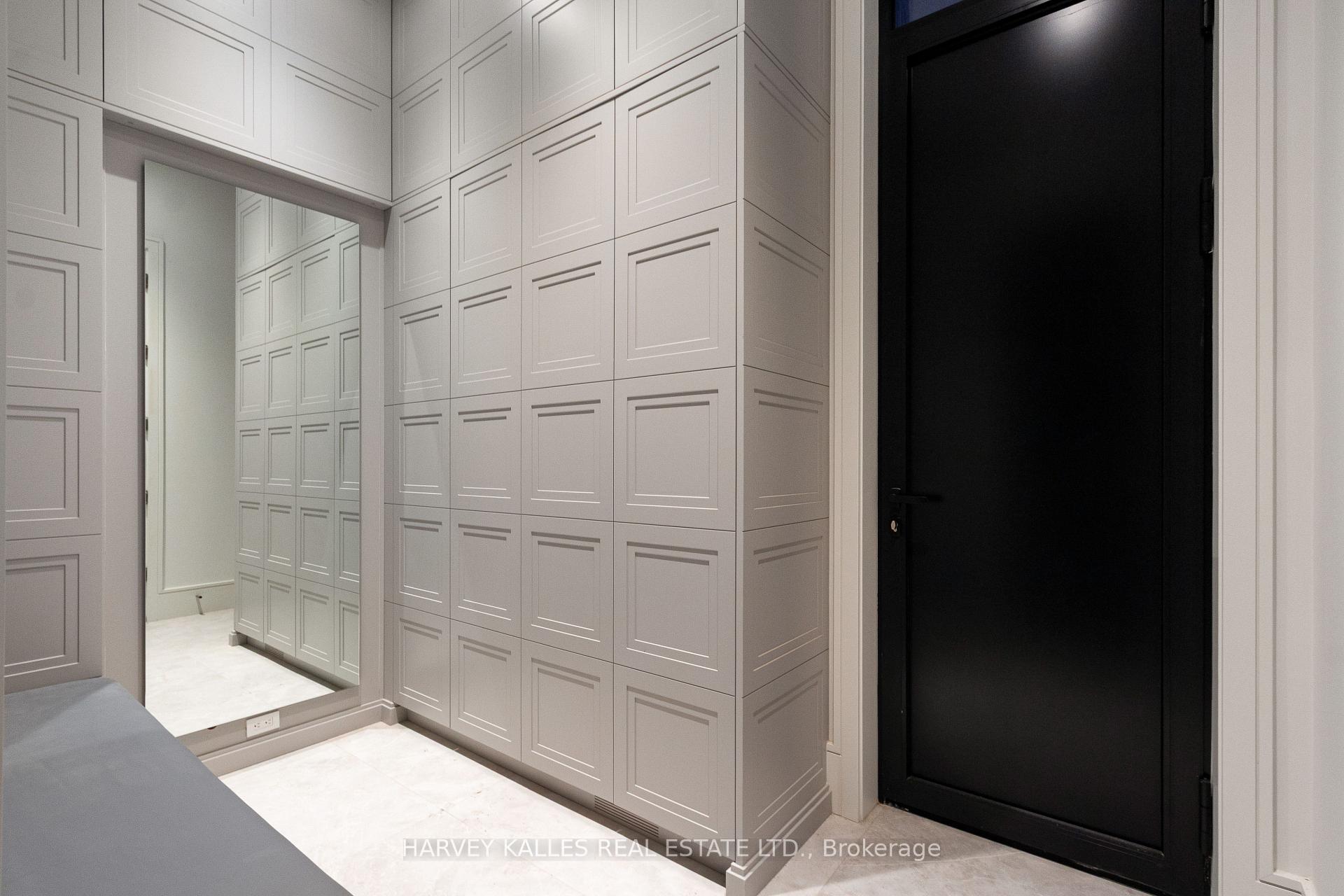 370 Glengrove Avenue W