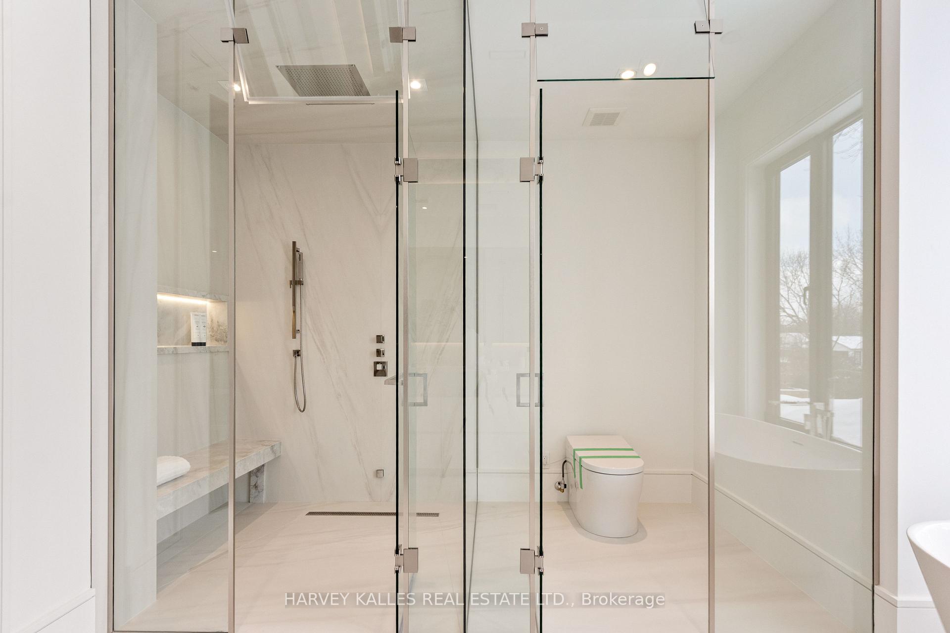 370 Glengrove Avenue W