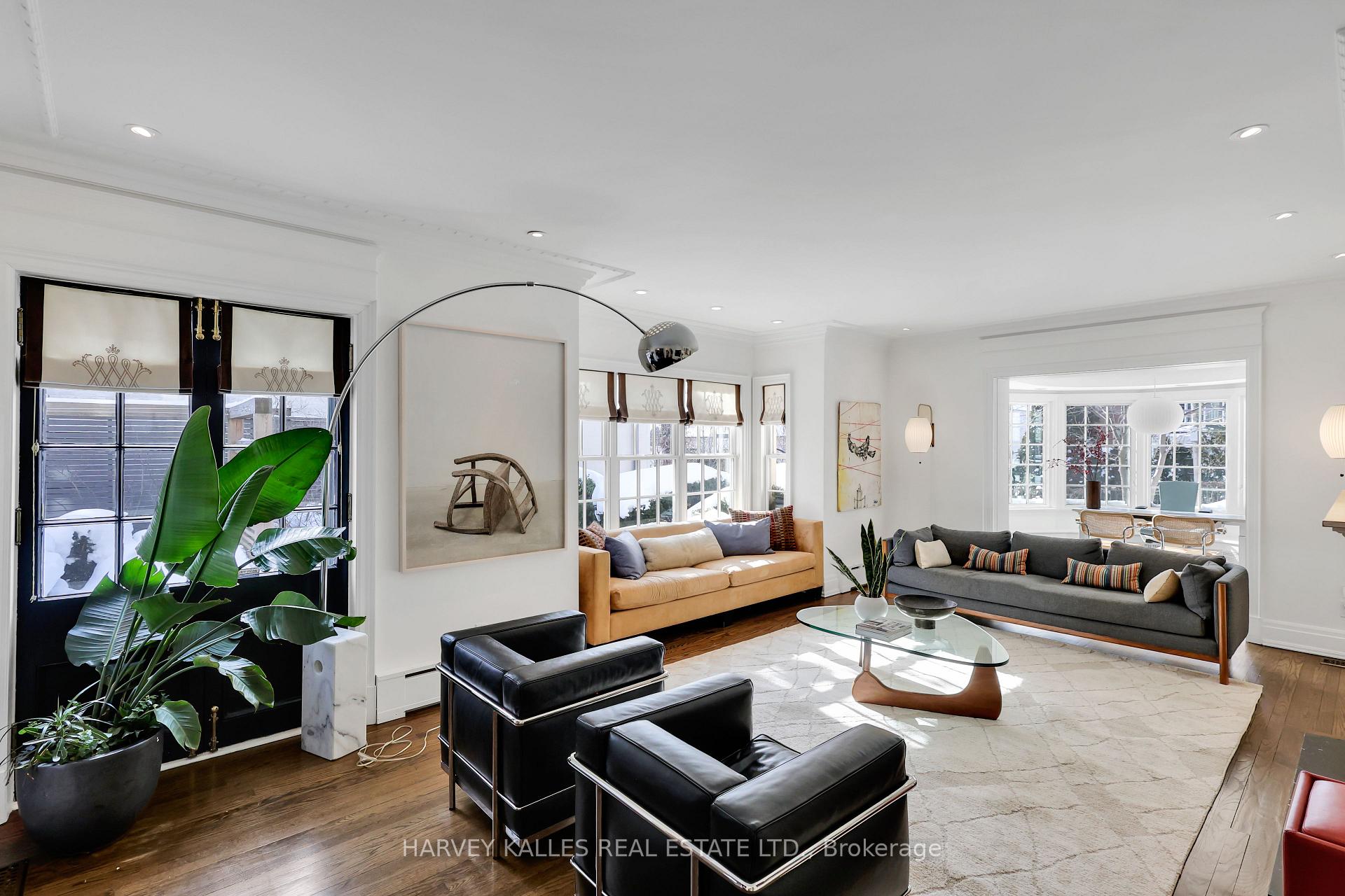 444 Russell Hill Road