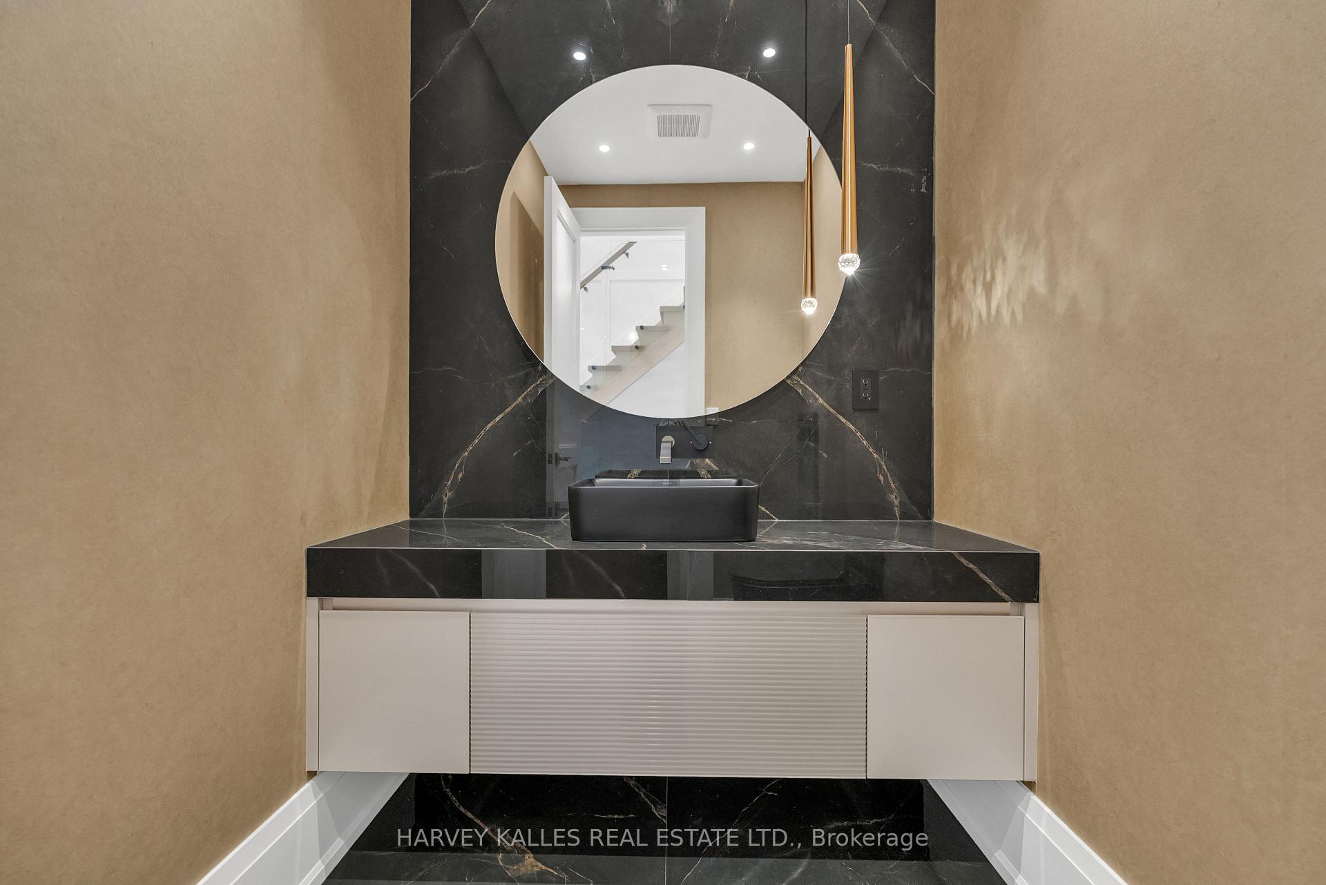 127 Joicey Boulevard