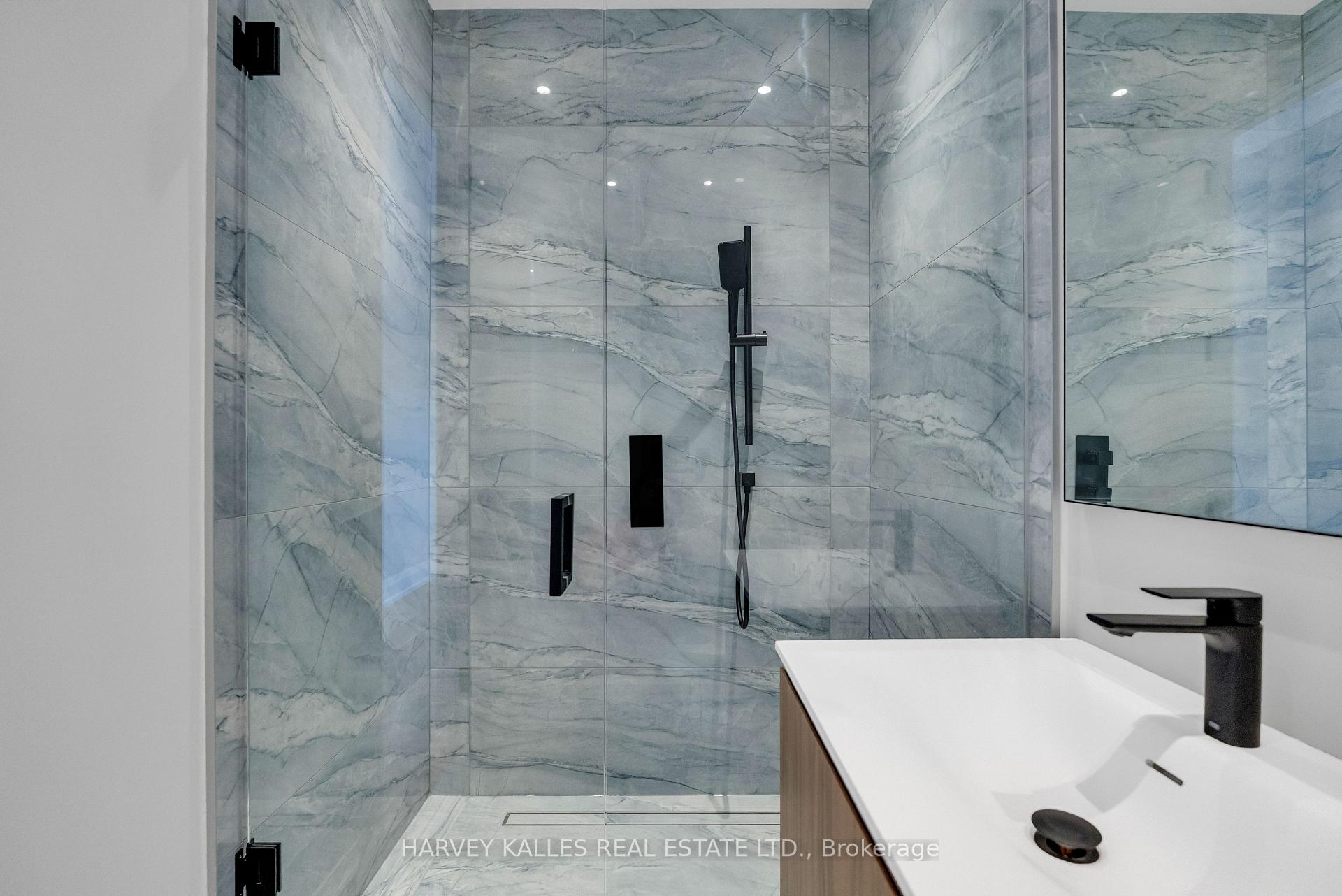 127 Joicey Boulevard