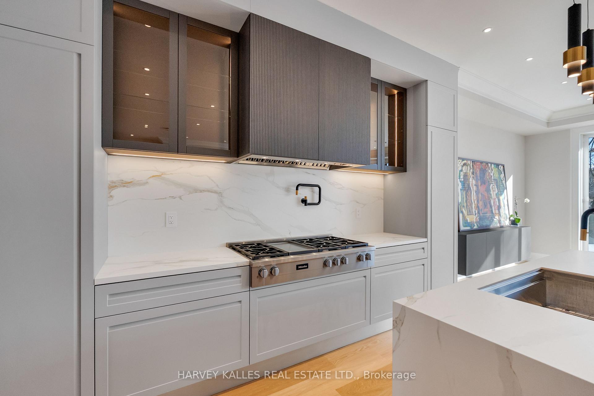 127 Joicey Boulevard