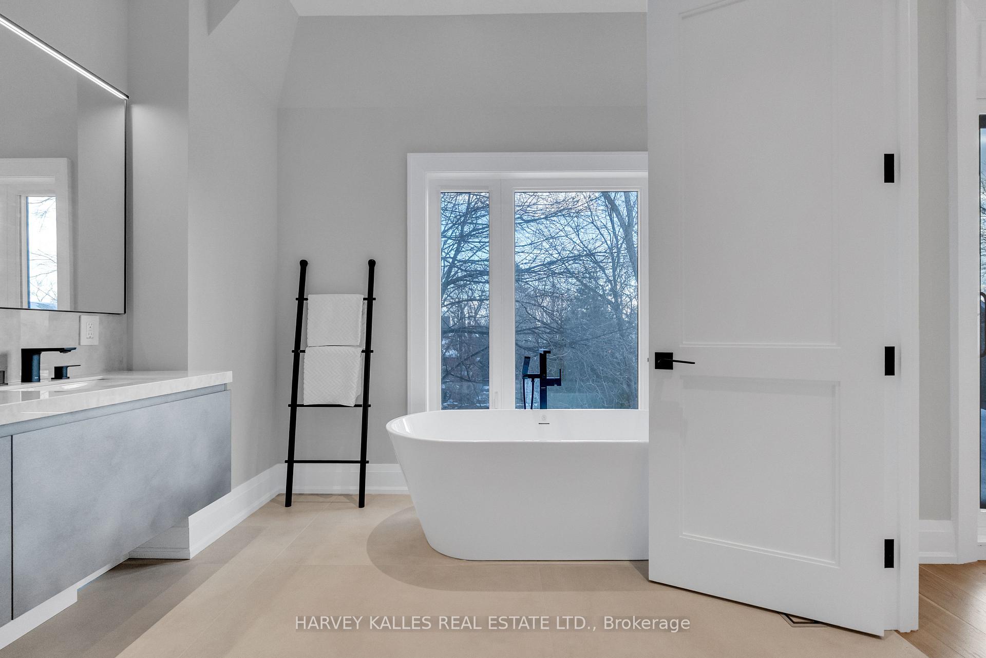 127 Joicey Boulevard