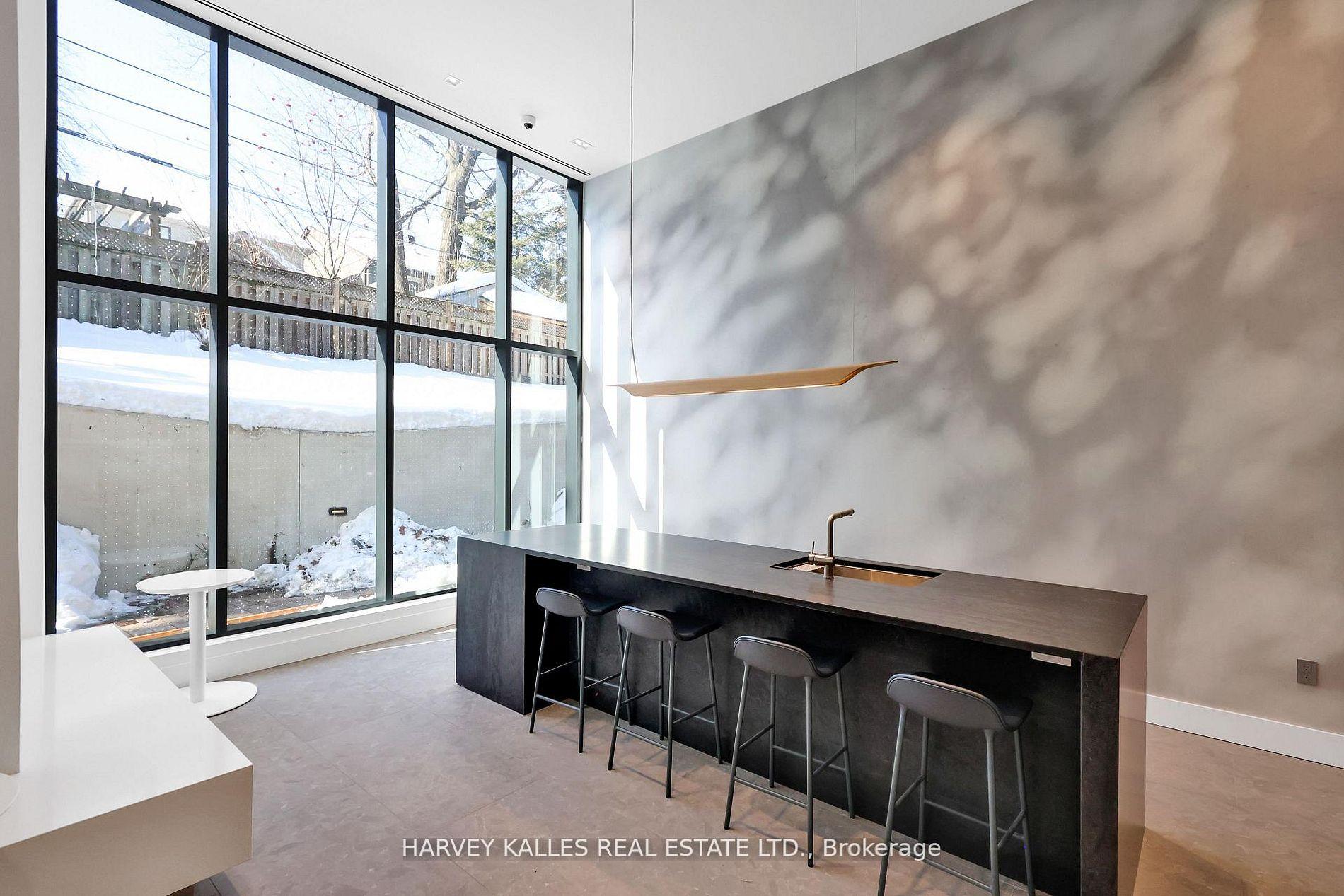 1720 Bayview Avenue 610