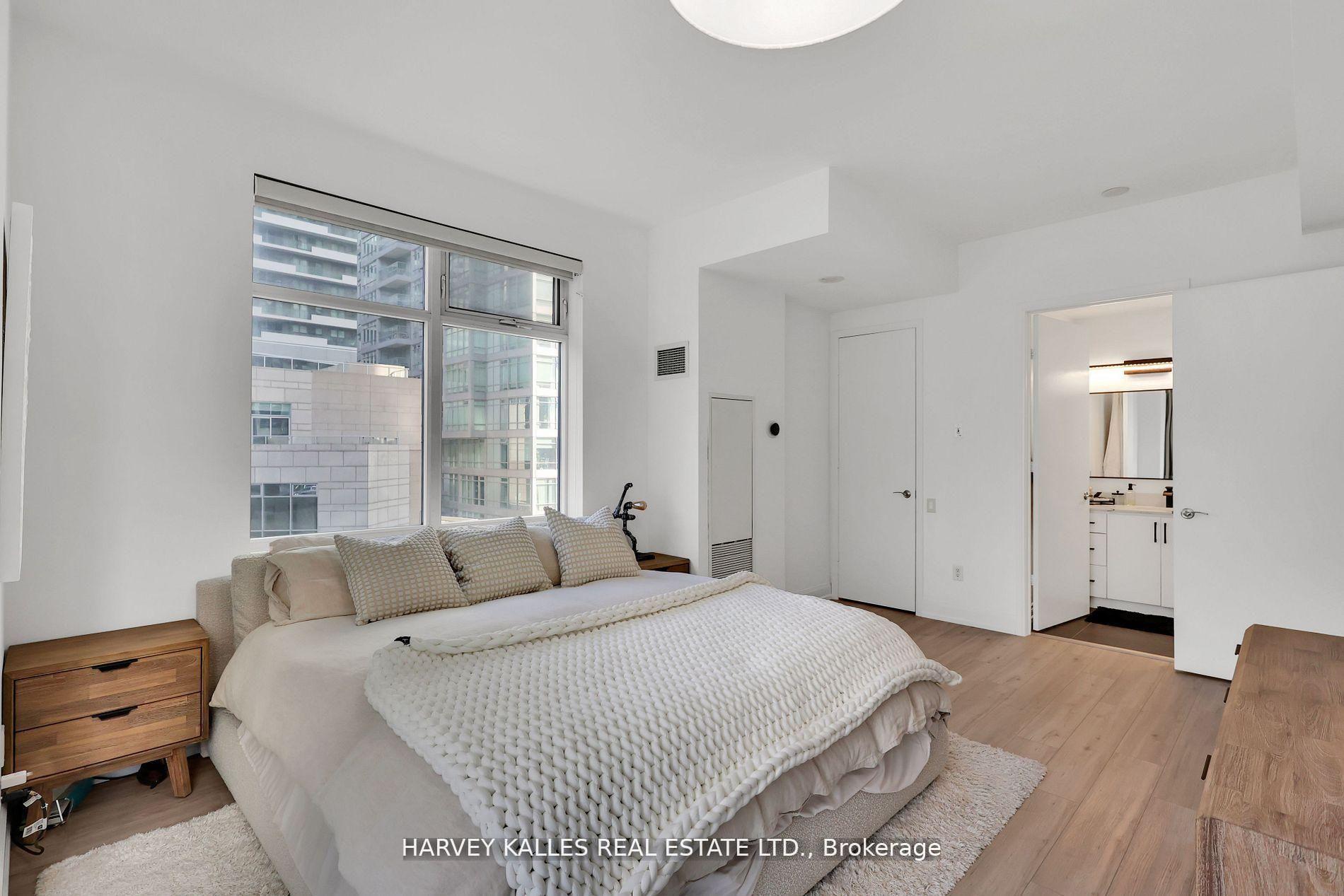 2181 Yonge Street 510