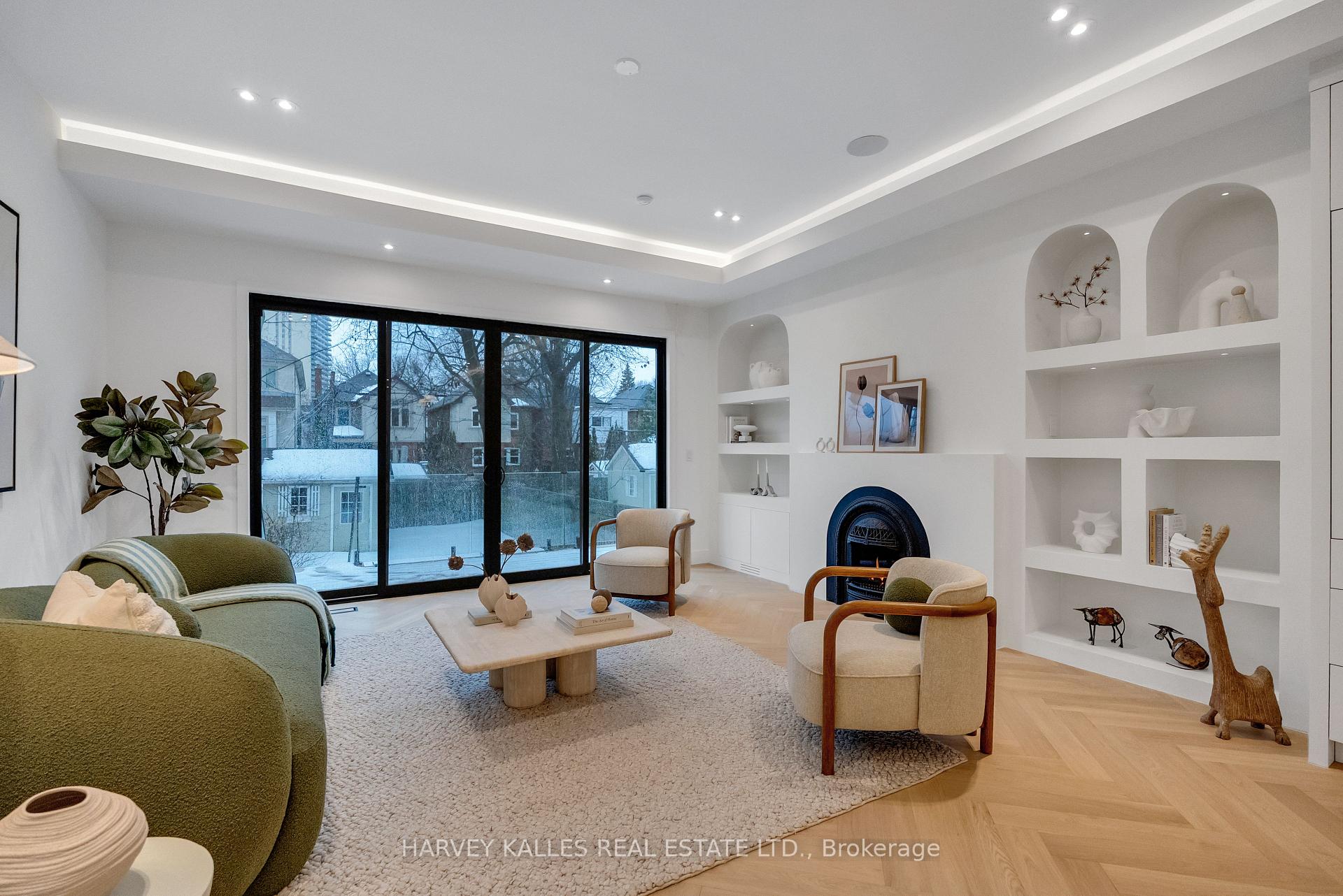 101 Briar Hill Avenue