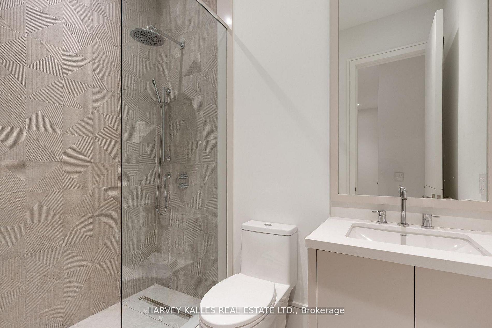 370 Glengrove Avenue W