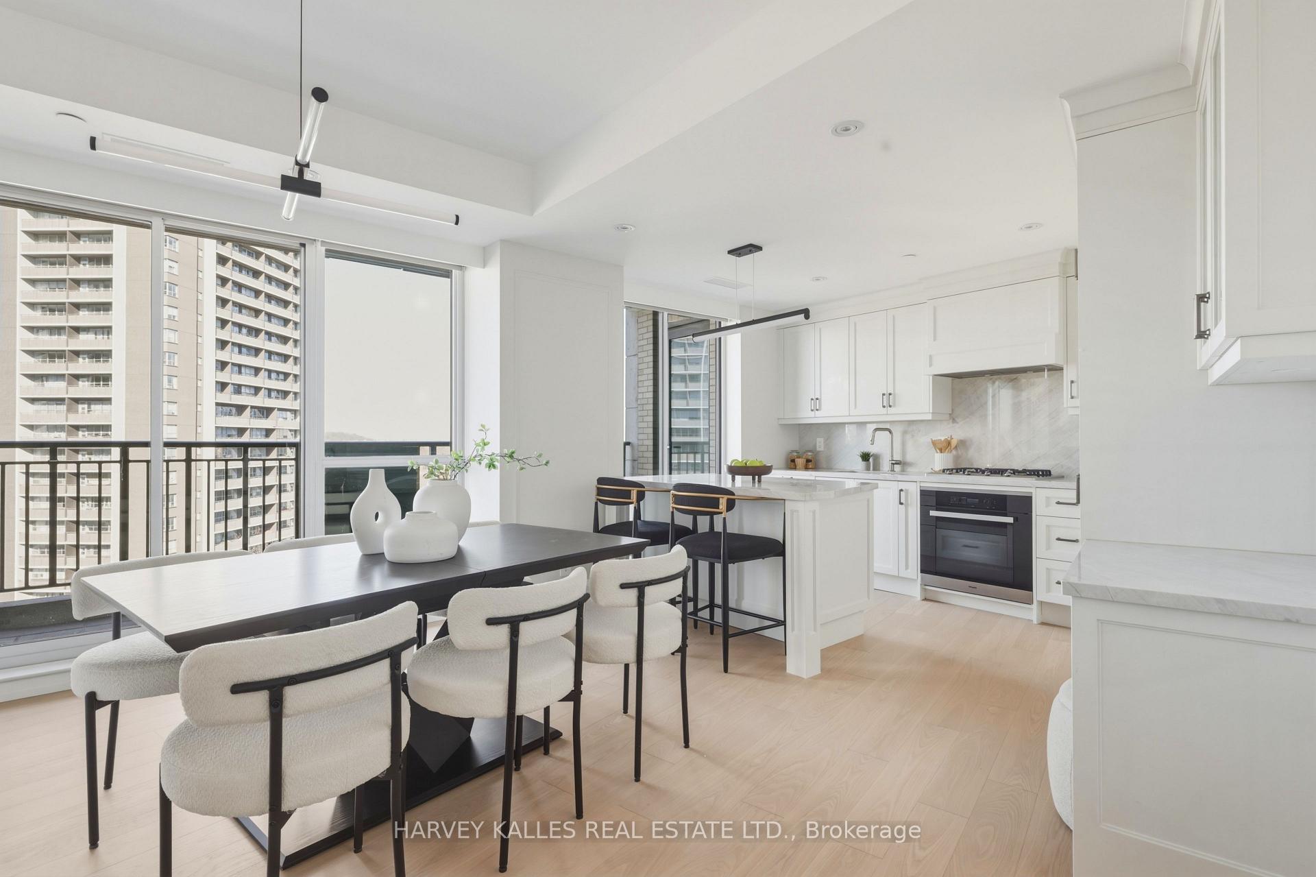 181 Davenport Road 808