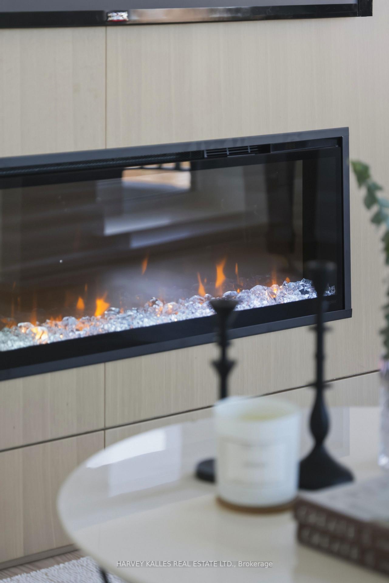 181 Davenport Road 808