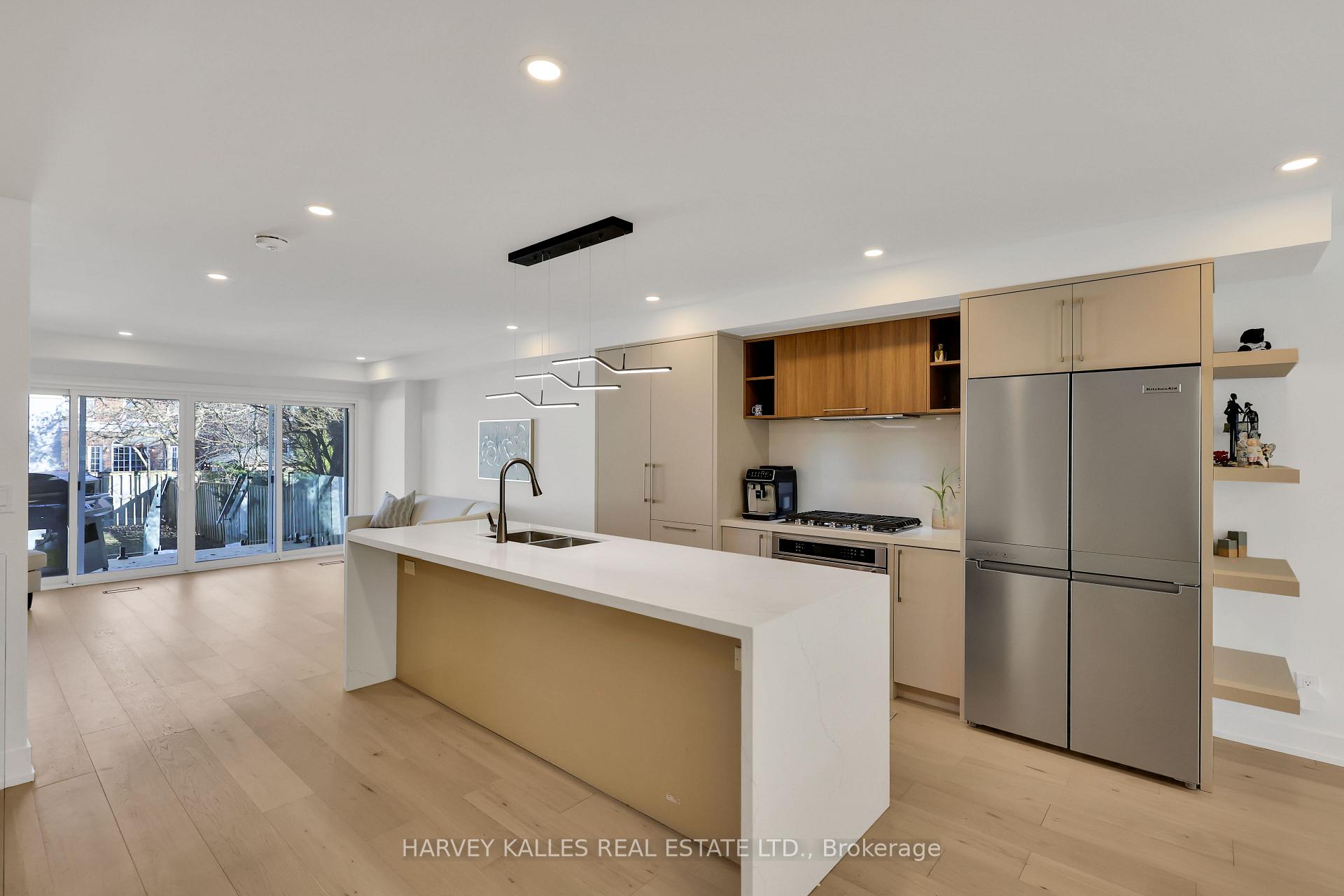 207 Sutherland Drive