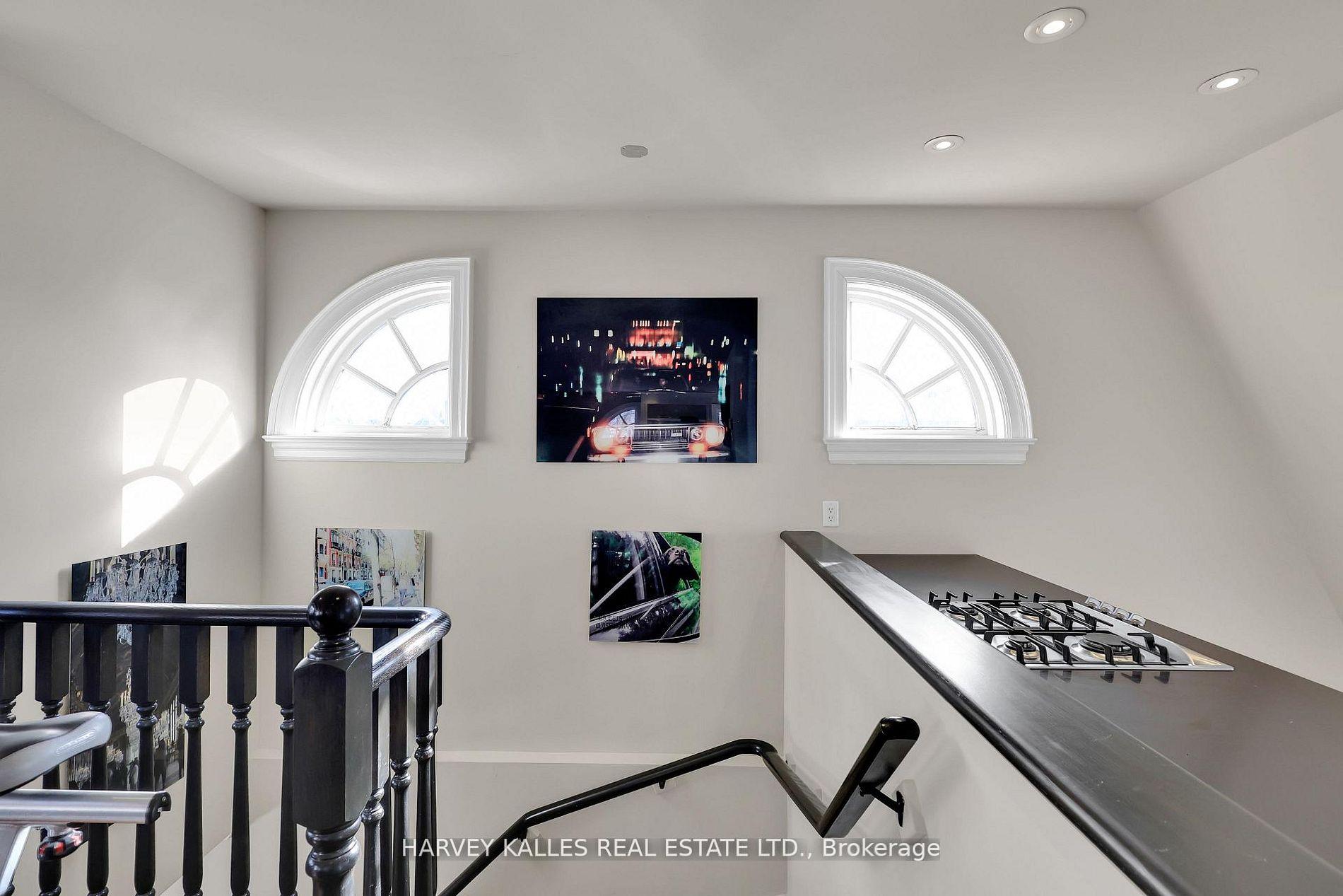 444 Russell Hill Road