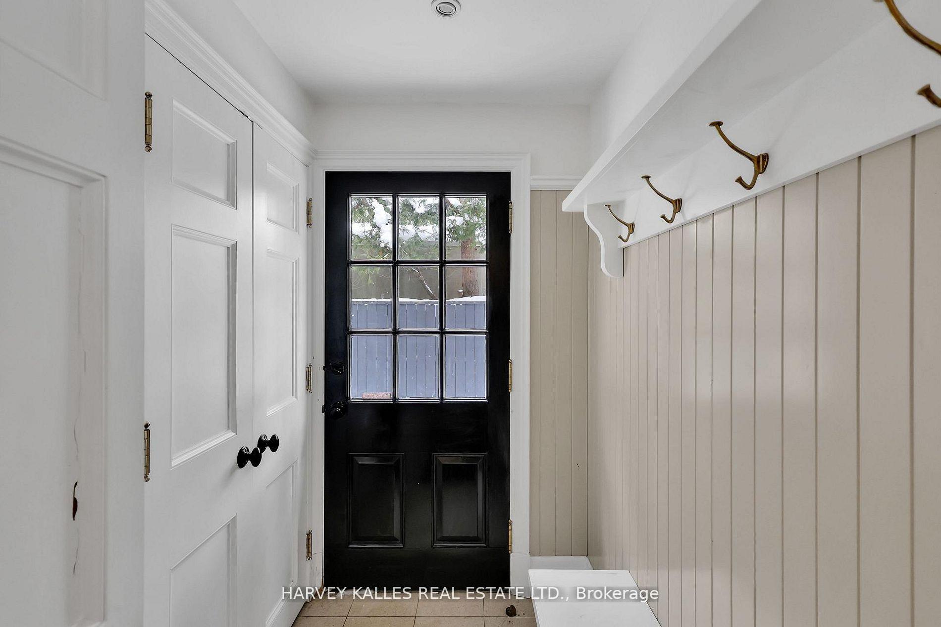 444 Russell Hill Road