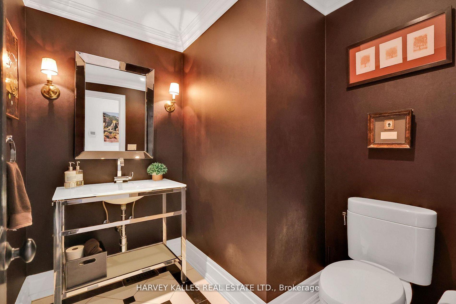 444 Russell Hill Road