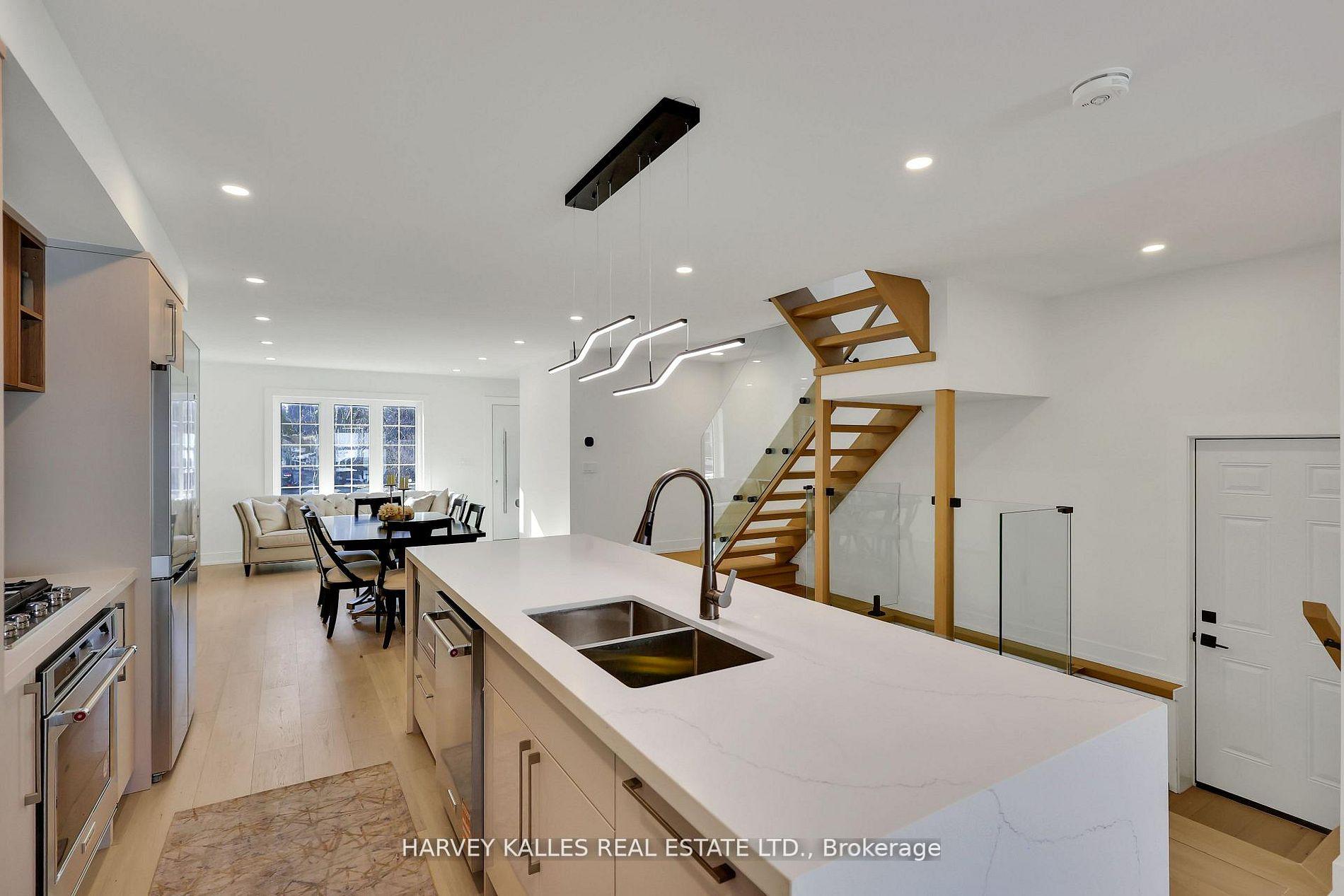 207 Sutherland Drive