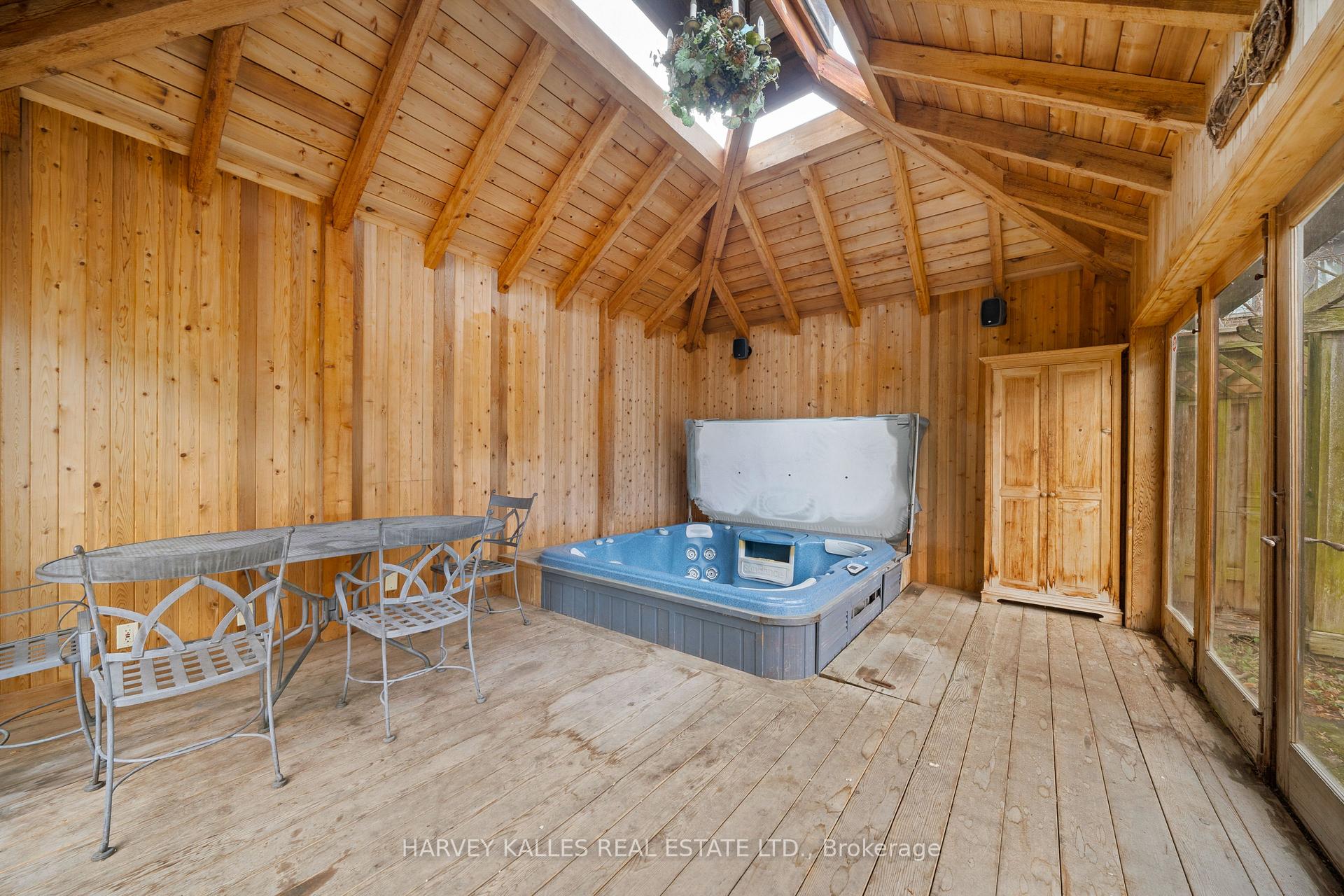 268 Cortleigh Boulevard