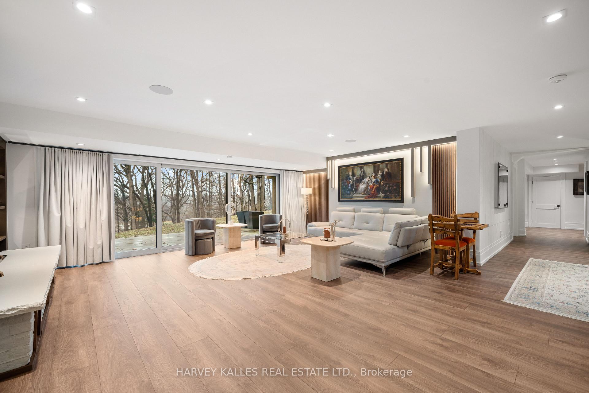 140 Sandringham Drive