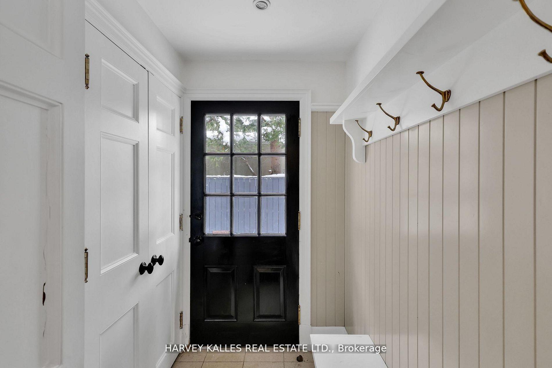 444 Russell Hill Road