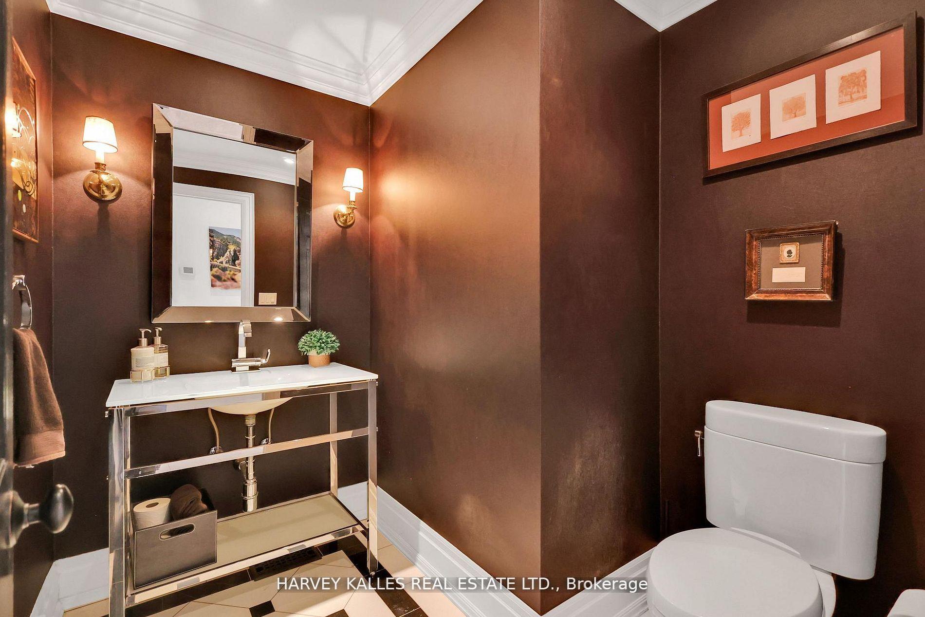 444 Russell Hill Road